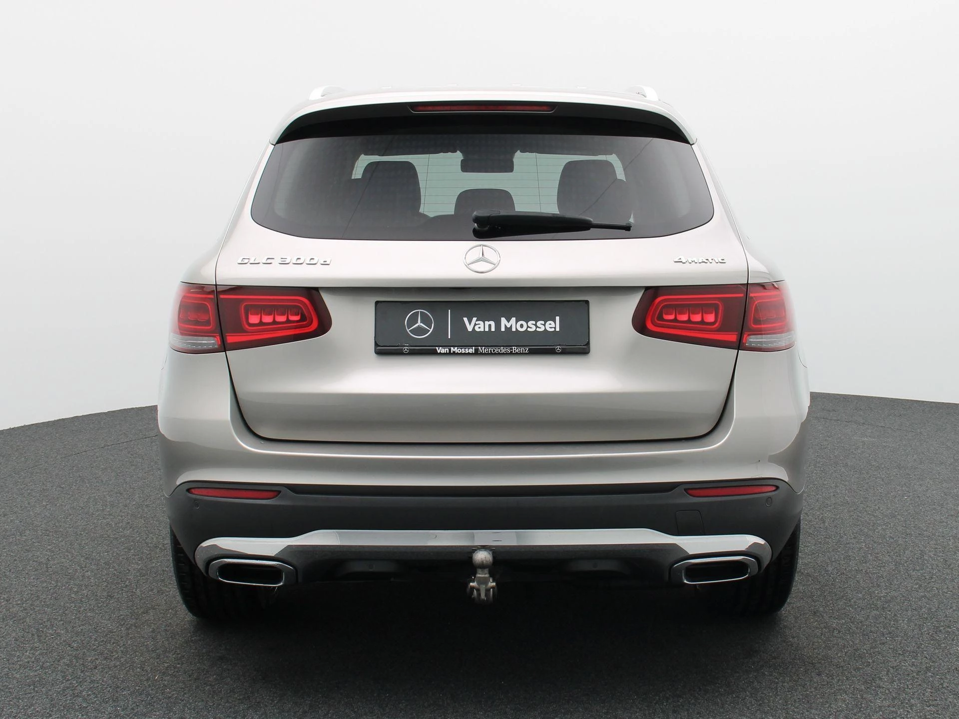 Mercedes-Benz GLC 300d SUV + LEDER + PANORAMISCH DAK + CARPLAY + TREKHAAK +