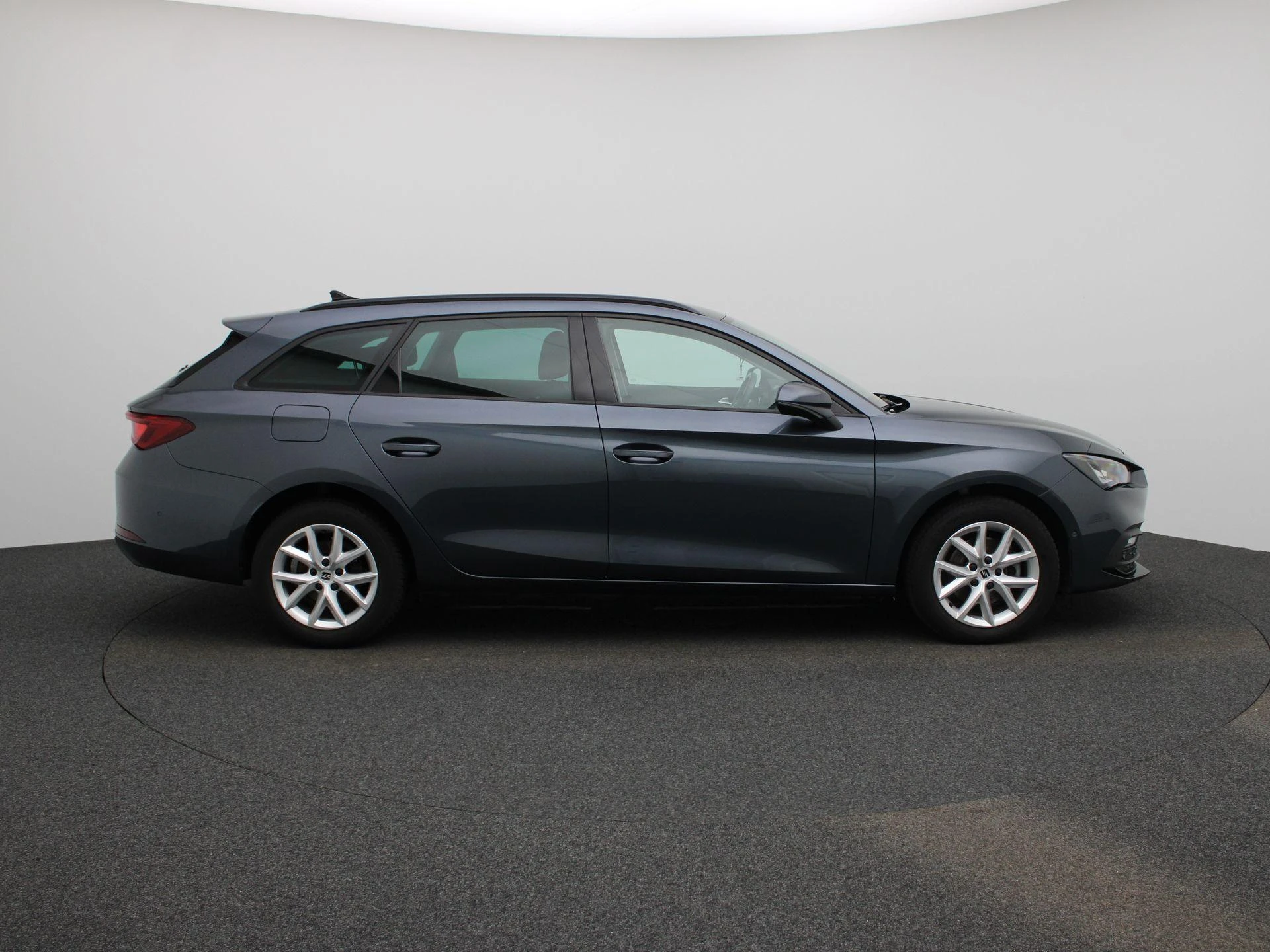 SEAT-Leon-image-5