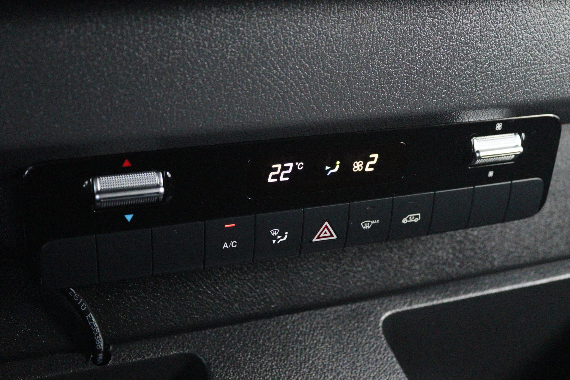 Mercedes-Benz-Sprinter-image-9