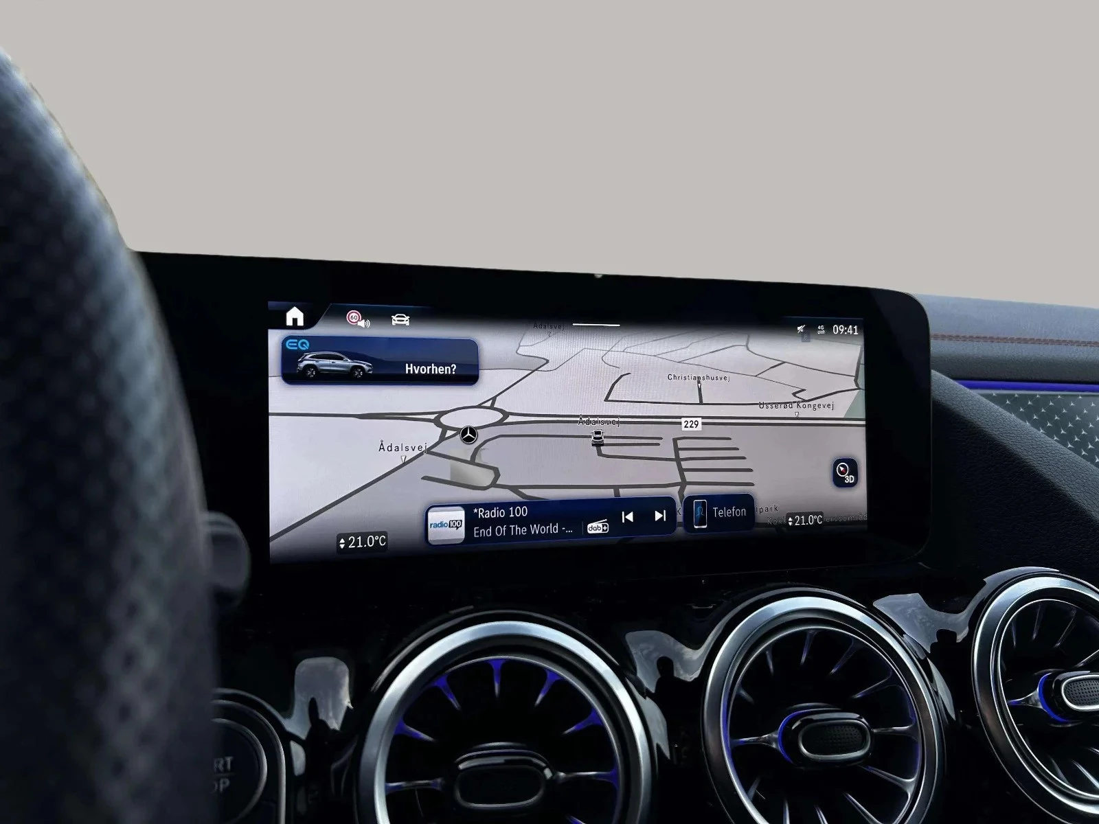 Mercedes-Benz-EQA-image-17