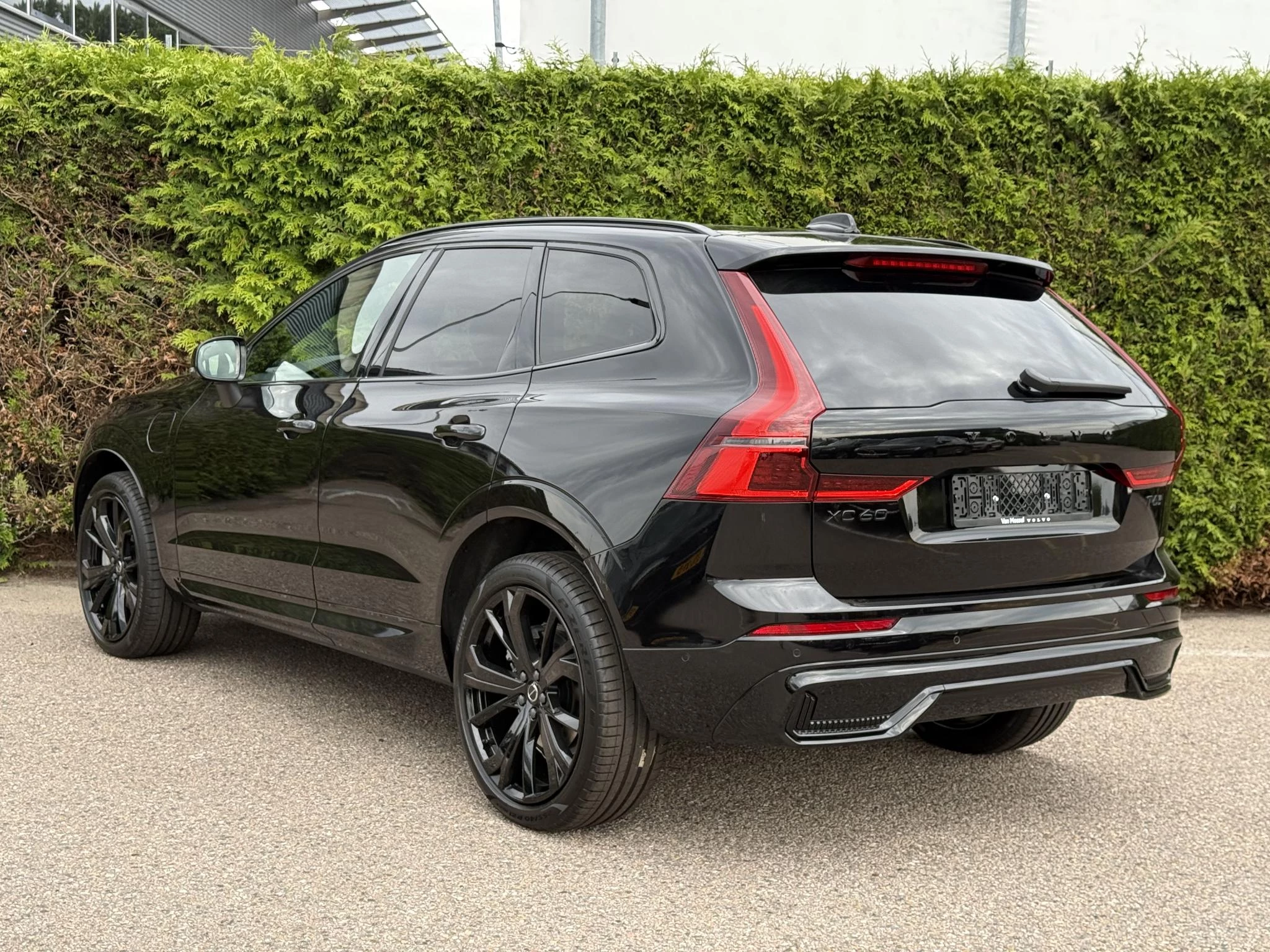 Volvo XC60 T6 Black Edition Ultra AWD Plug-in Hybrid