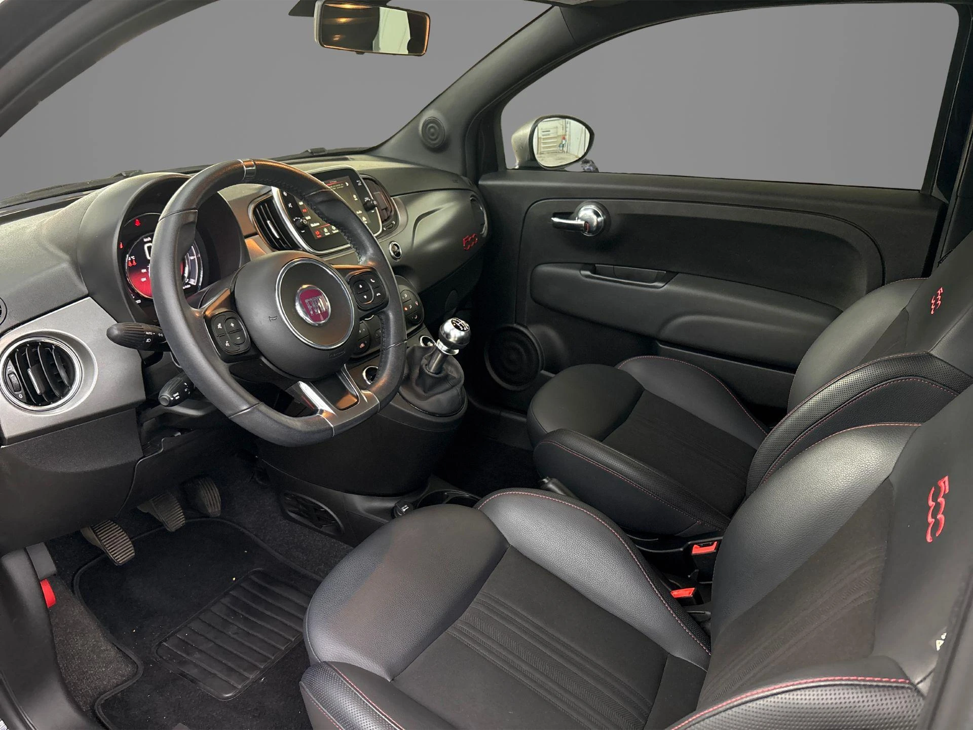 Fiat-500C-image-12