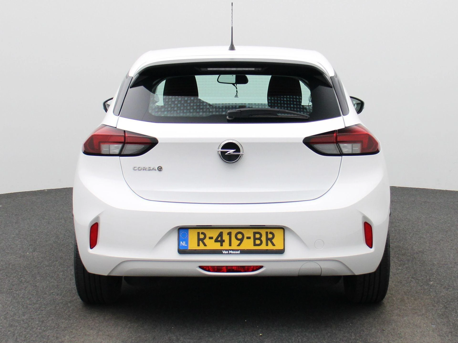 Opel-Corsa-e-image-4