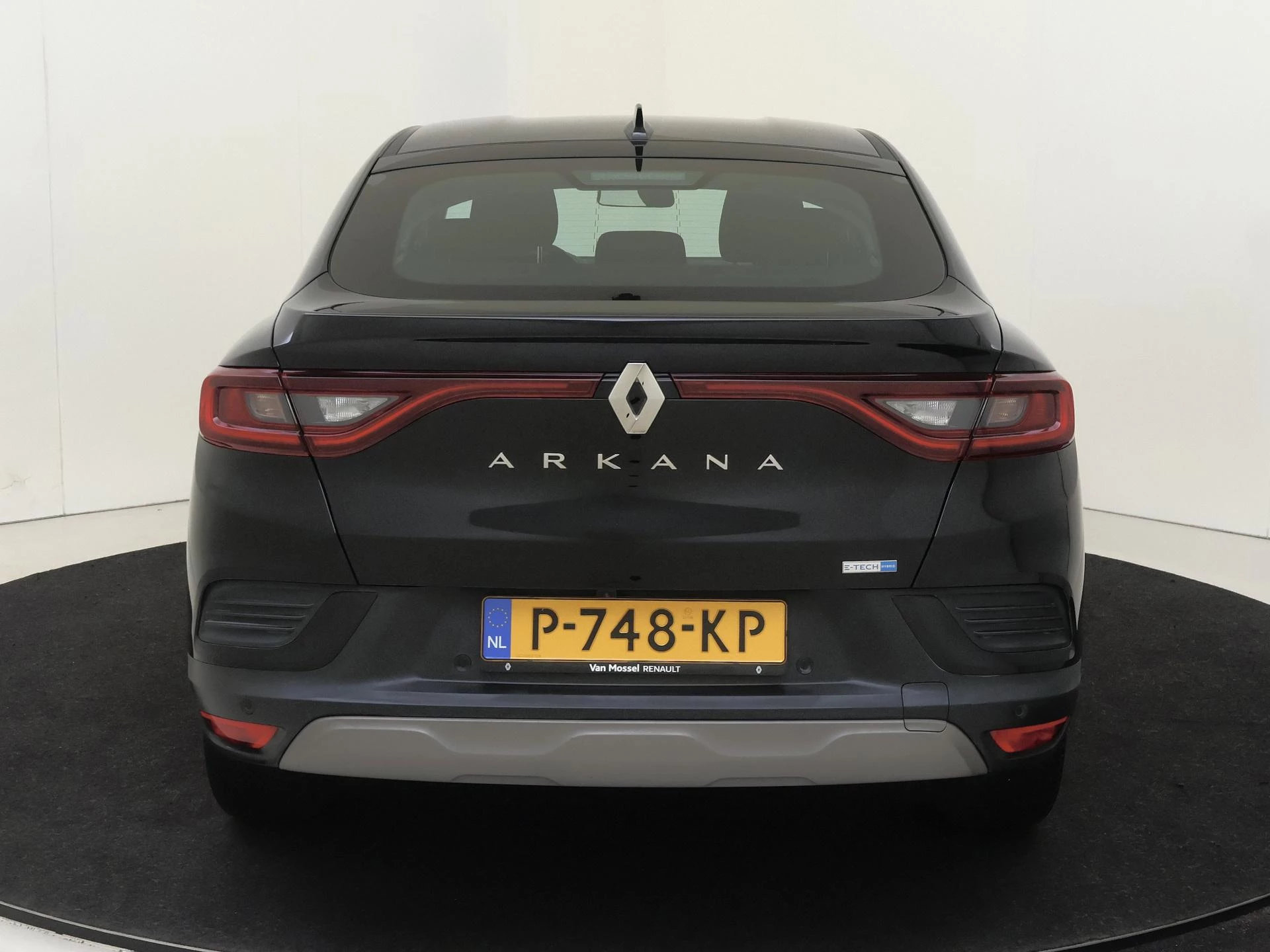 Renault-Arkana-image-6