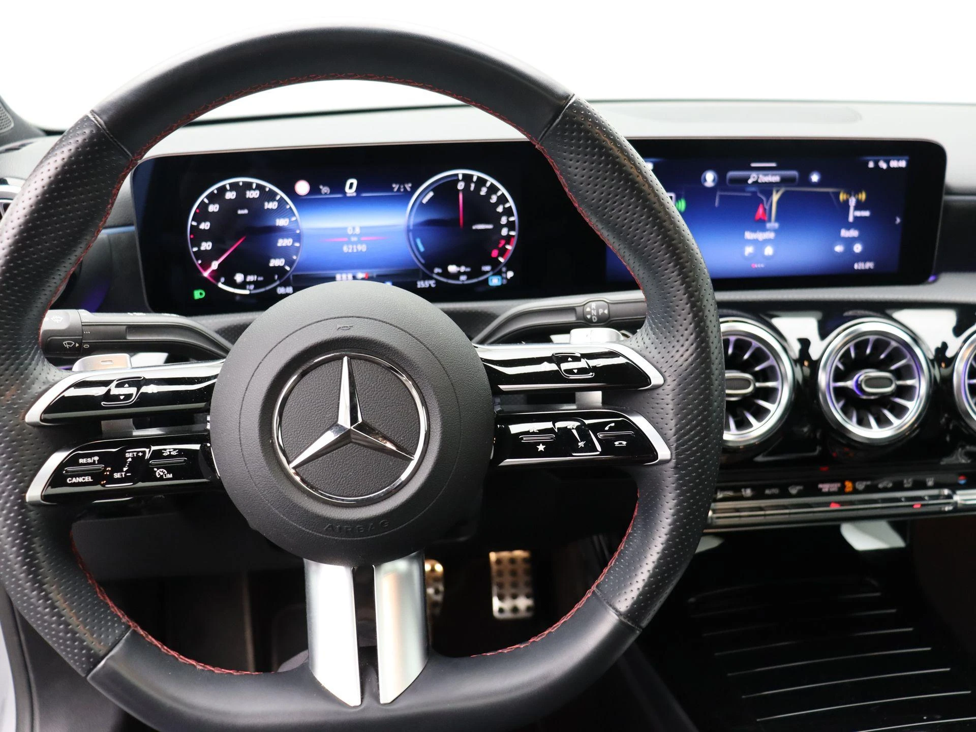 Mercedes-Benz-Classe A-image-11