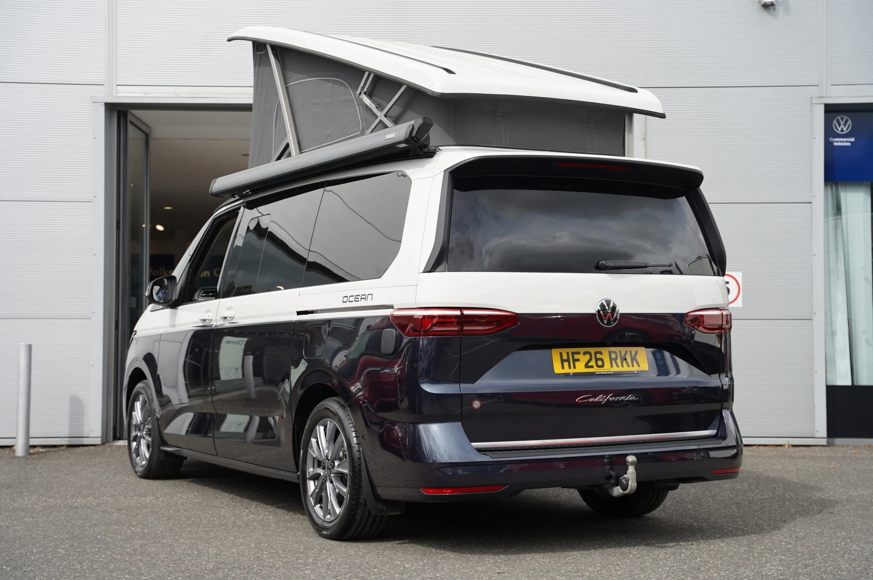 Volkswagen-California-image-2