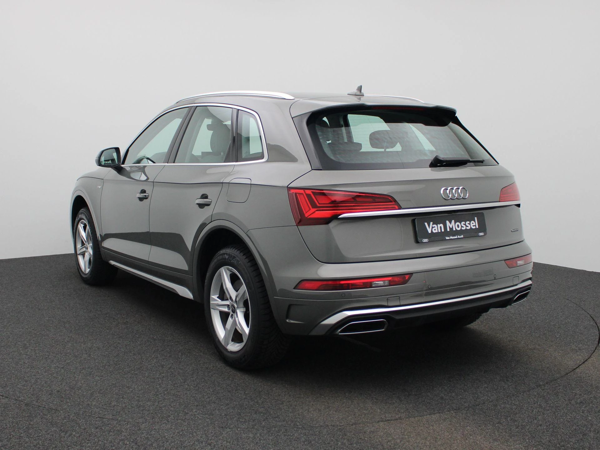 Audi-Q5-image-1