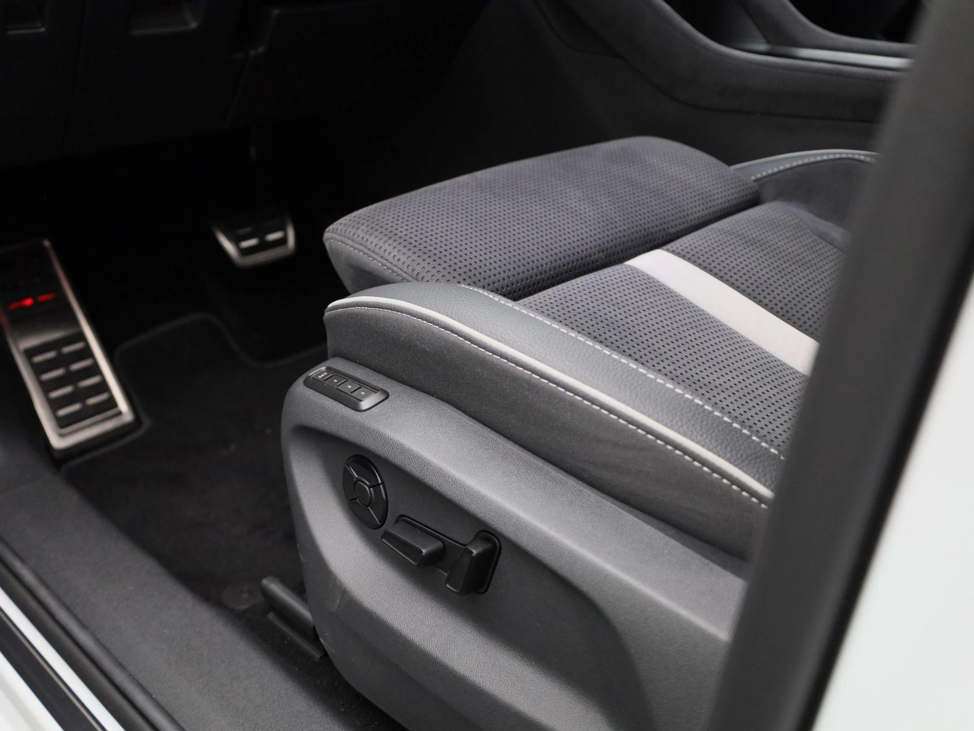 Škoda Kodiaq 1.5 TSI PHEV Sportline Business 204 PK