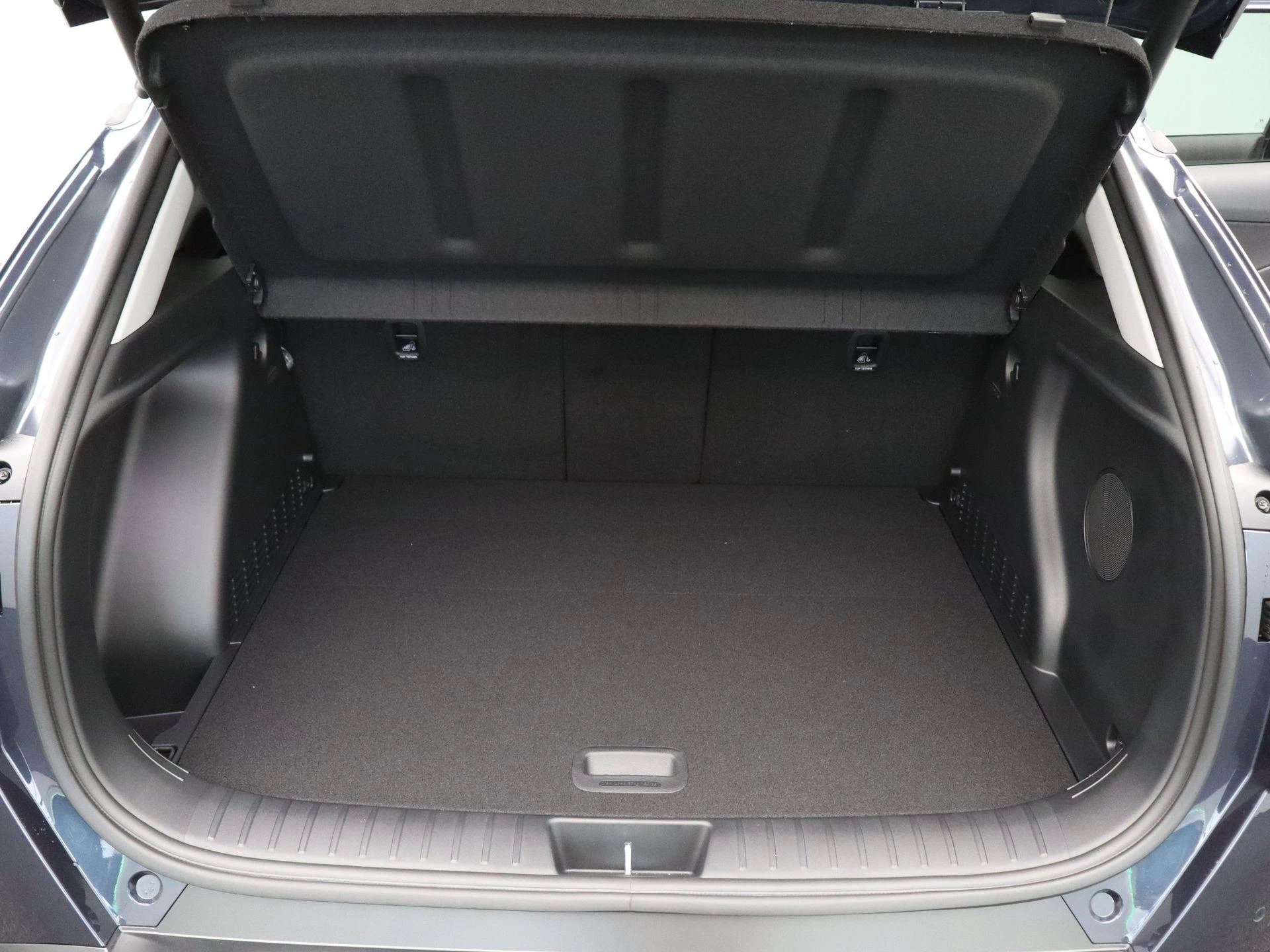 Hyundai Kona 1.6 GDI HEV Premium Sky