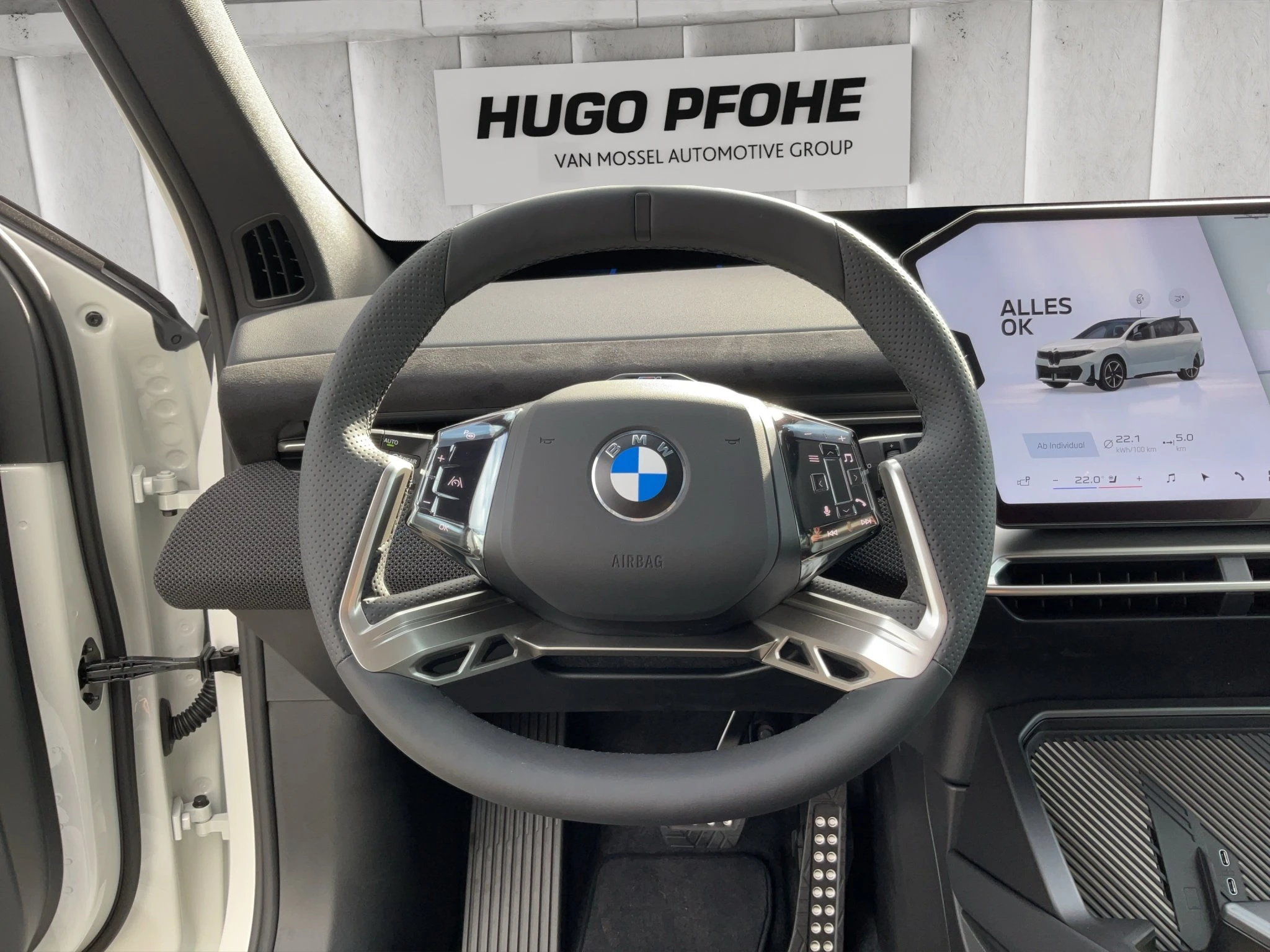 BMW-iX3-image-12