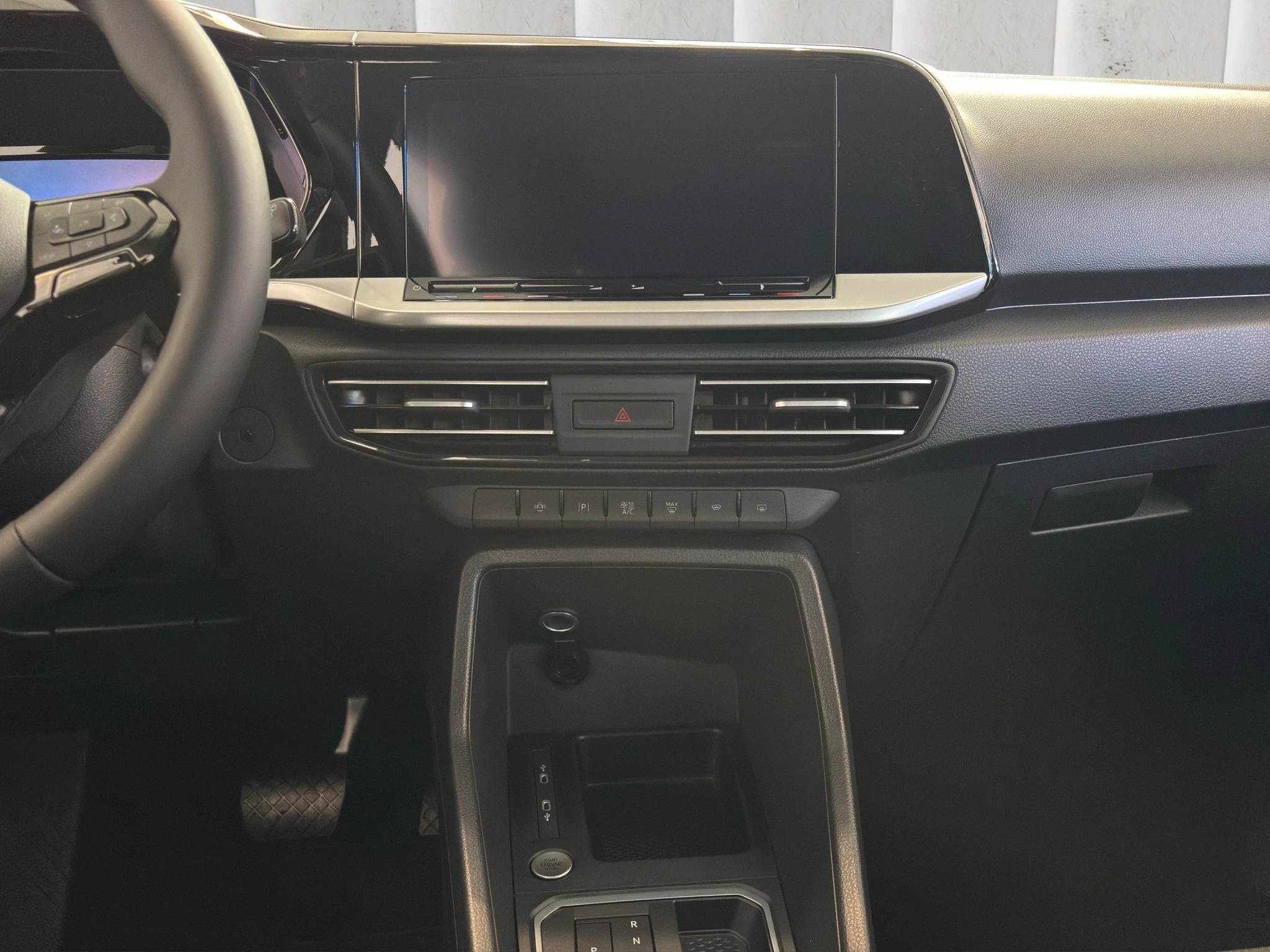 Ford-Tourneo Connect-image-12