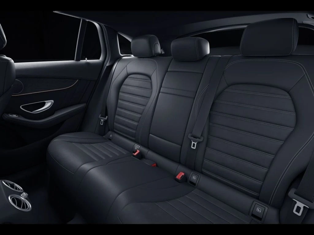 Mercedes-Benz-EQC 400-image-11