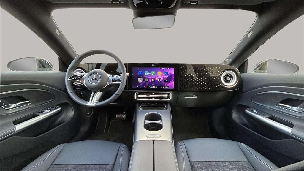 Mercedes-Benz-CLA-image-13