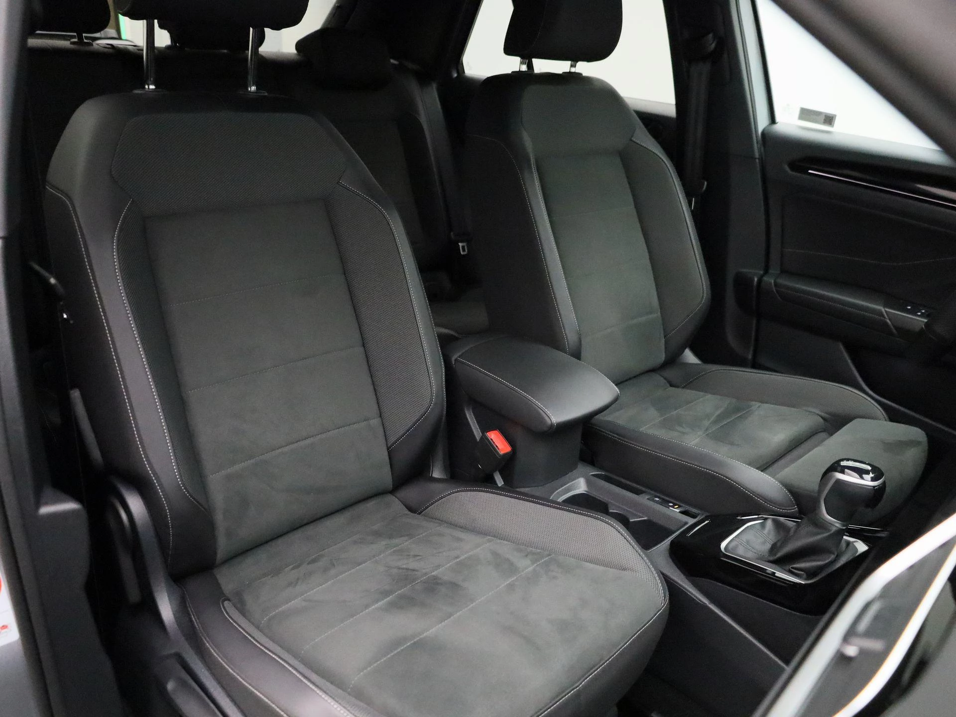 Volkswagen T-Roc 1.5 TSI R-Line 150 PK|
