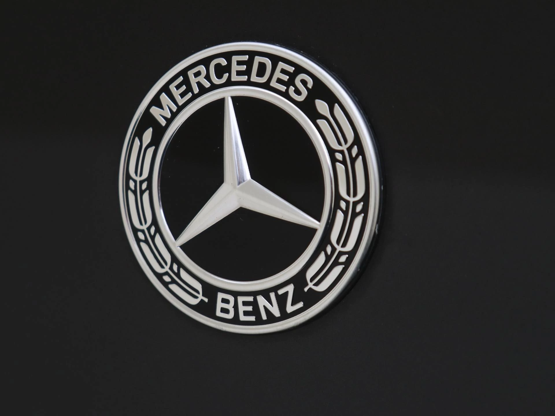 Mercedes-Benz-E-Klasse-image-28