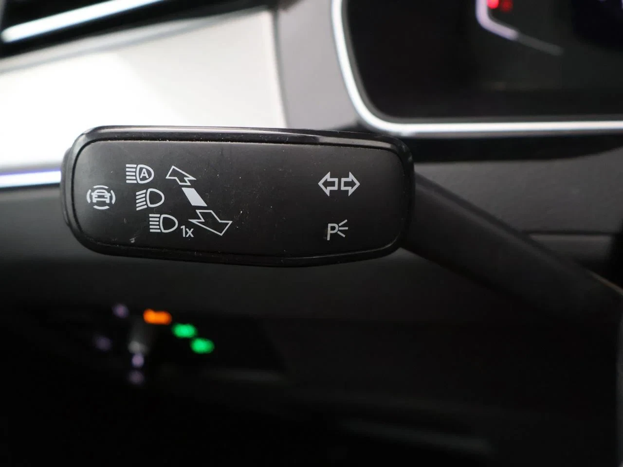 Volkswagen-Passat-image-12