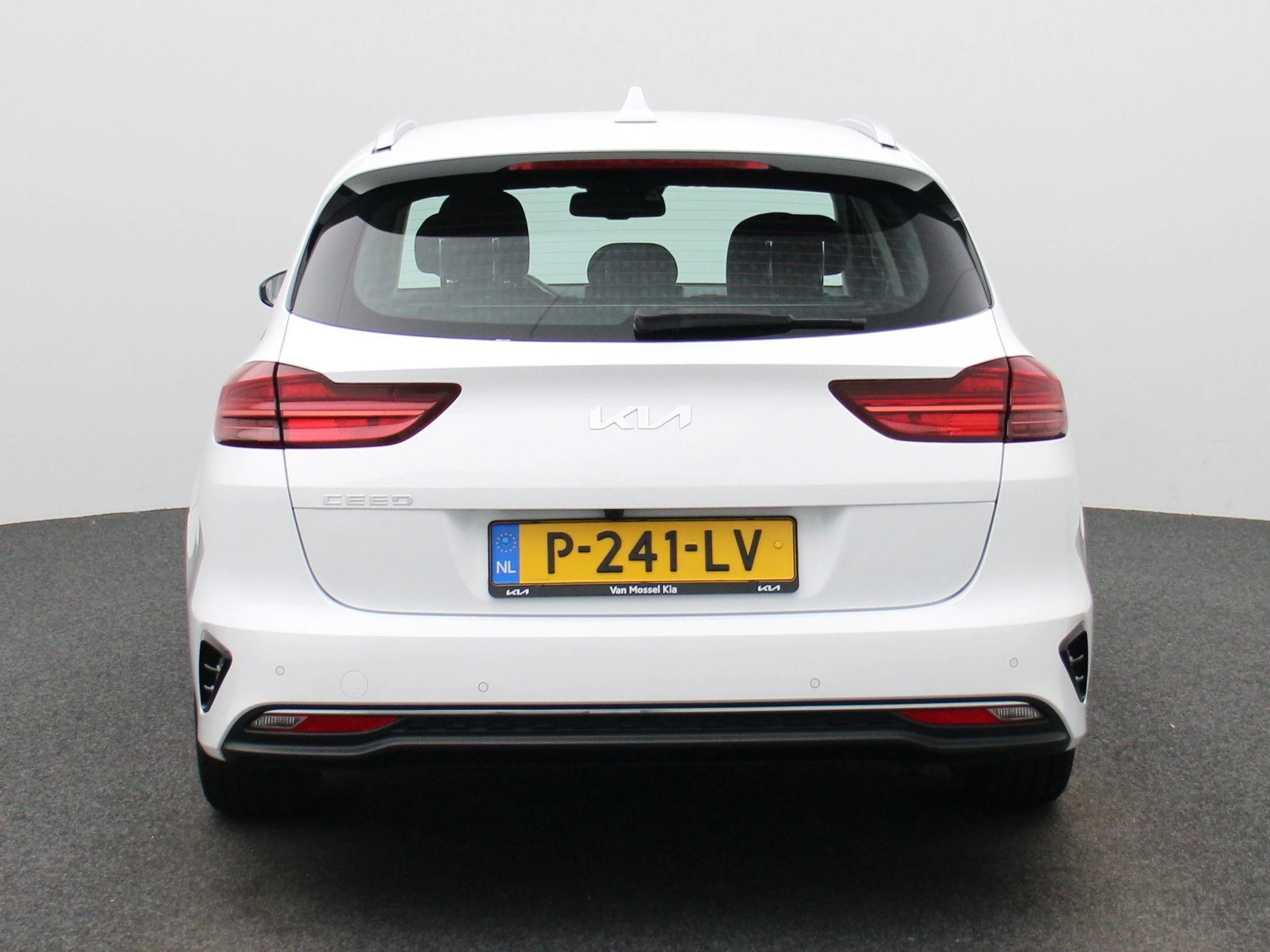 Kia-Ceed Sportswagon-image-4
