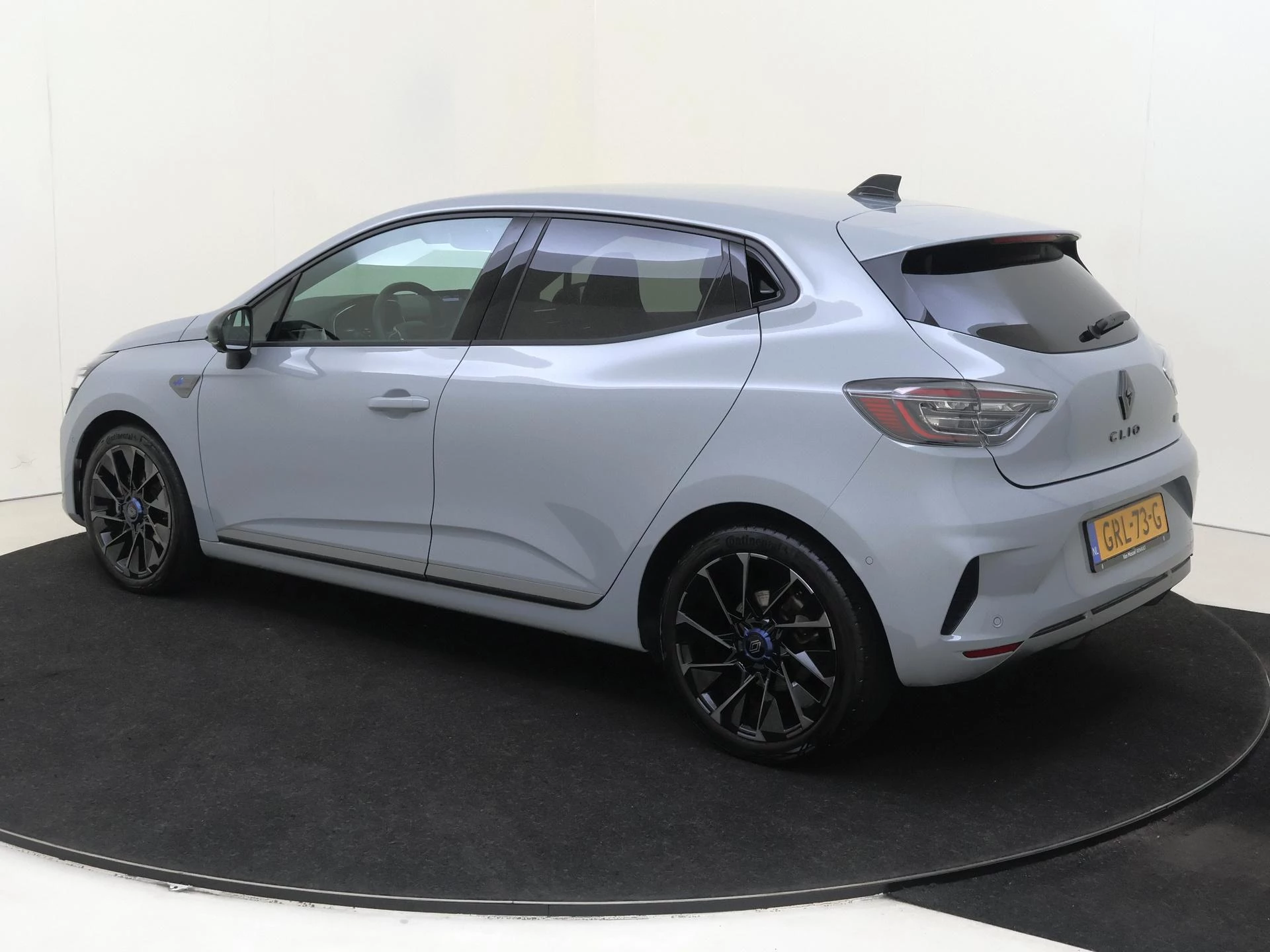 Renault-Clio-image-2