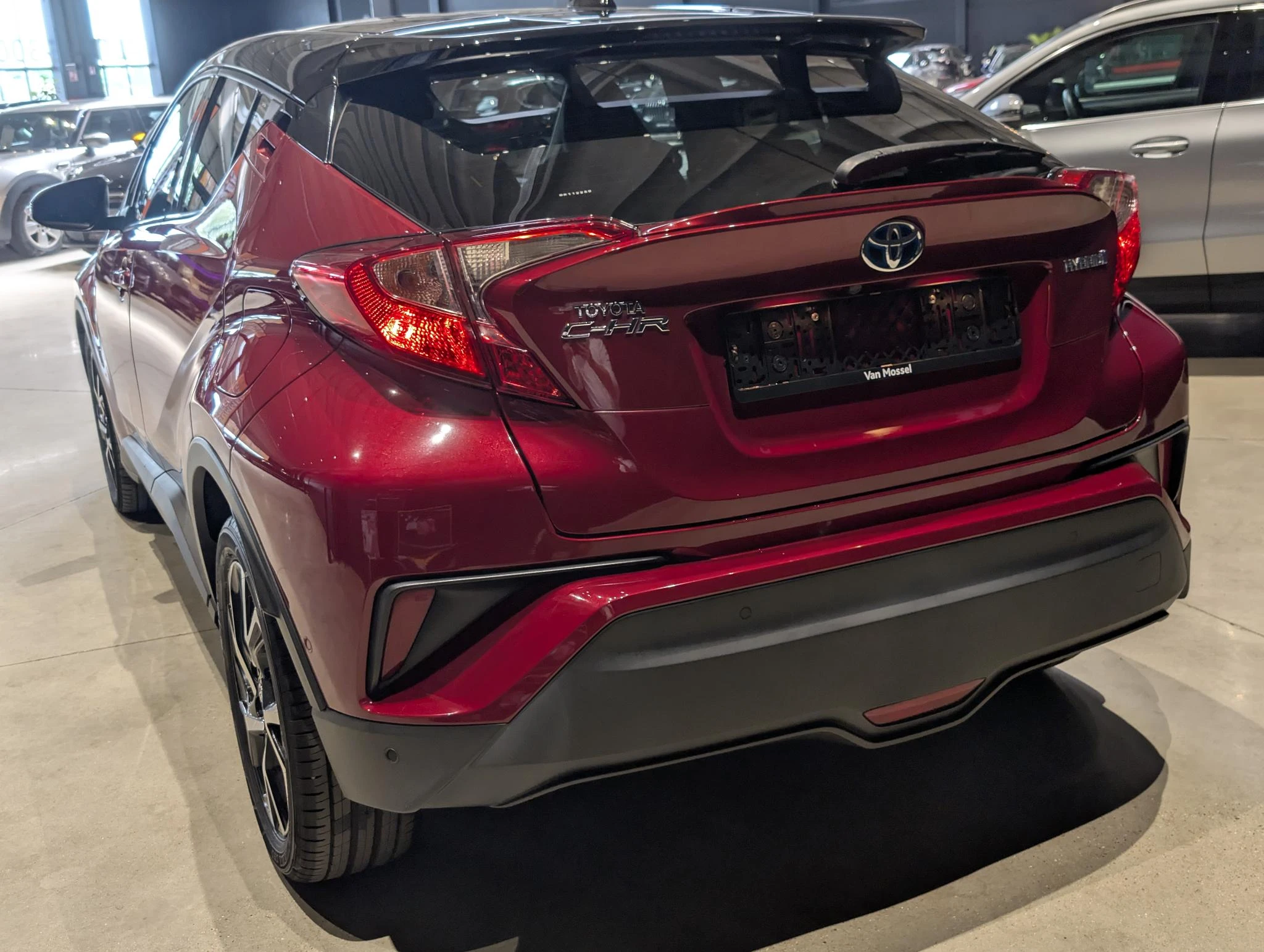 Toyota-C-HR-image-5
