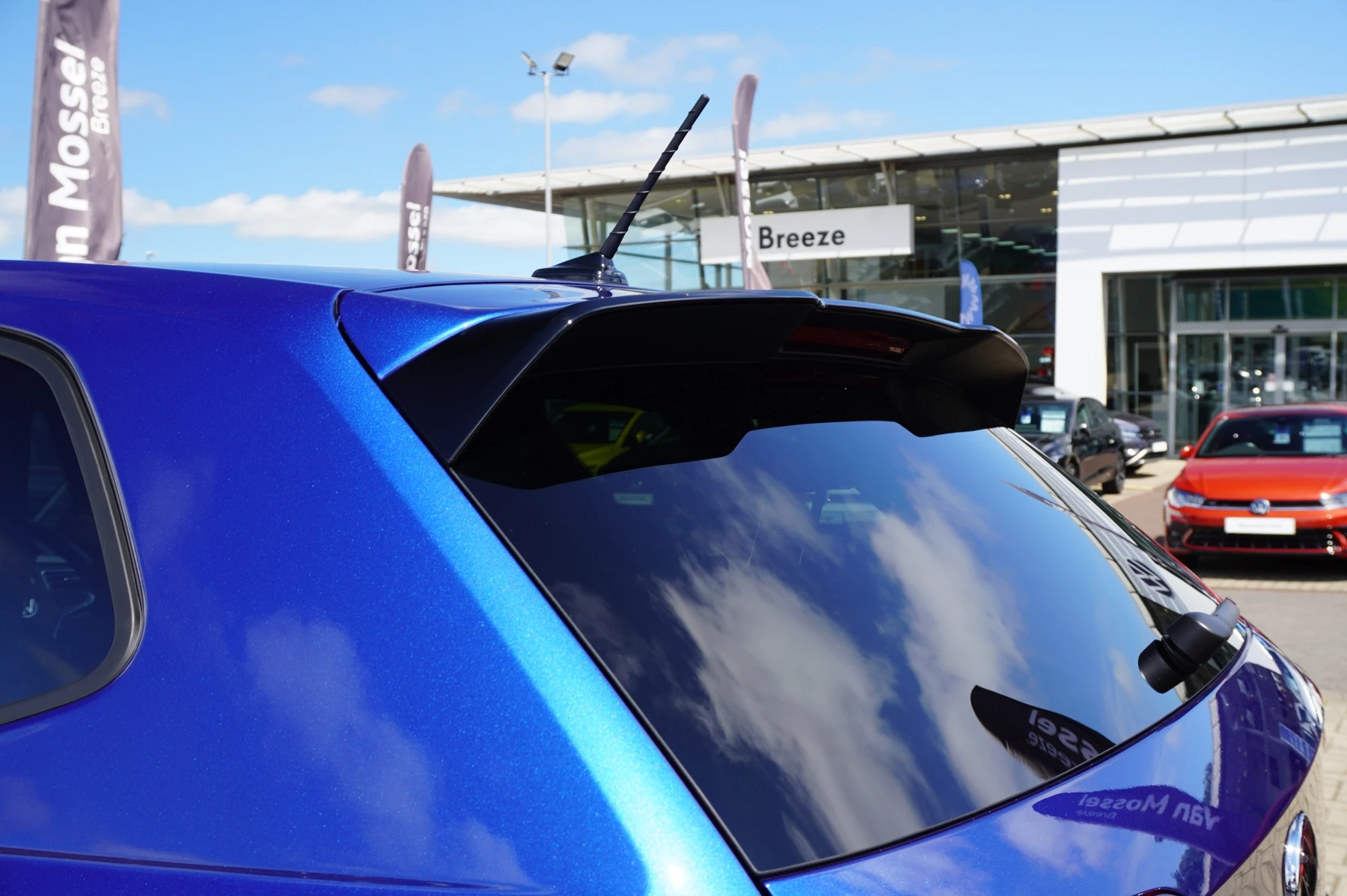 Volkswagen-Polo-image-41