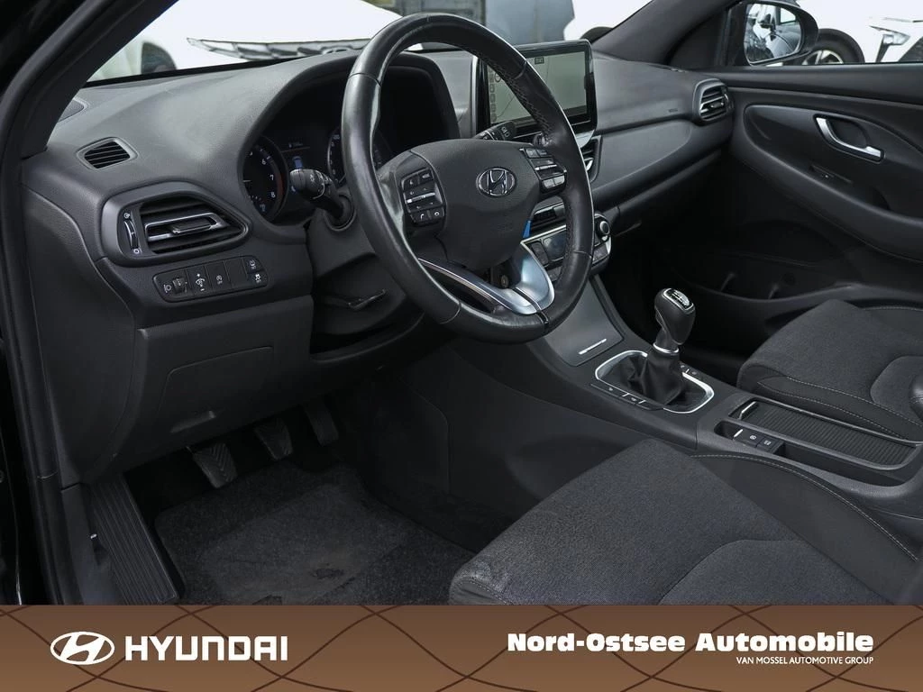 Hyundai i30 1.0 T-GDI CONNECT & GO SHZ LHZ LED NAVI