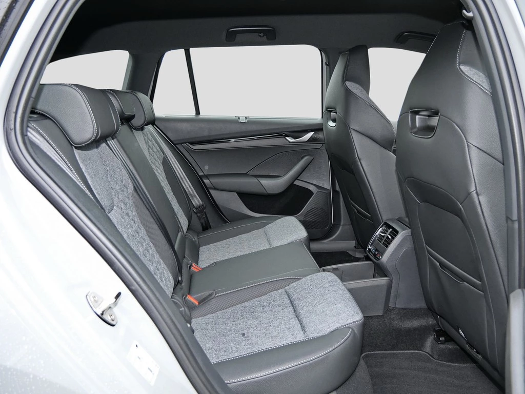 Škoda Octavia Combi Sportline 1.5 l TSI mHEV 110 kW / 150 PS