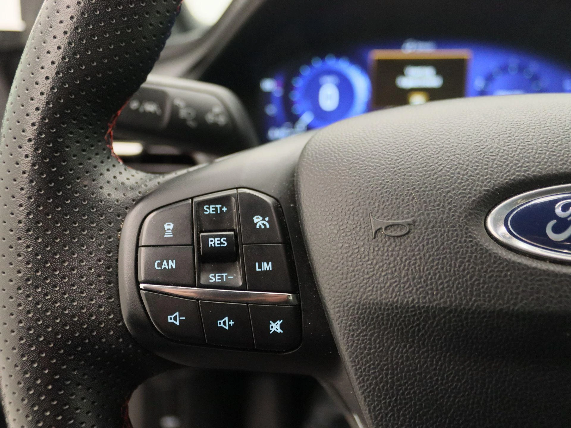 Ford-Puma-image-19