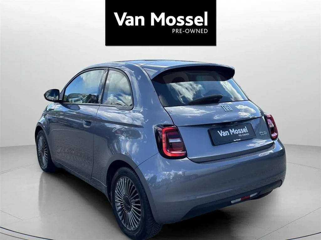 Fiat-500e-image-6