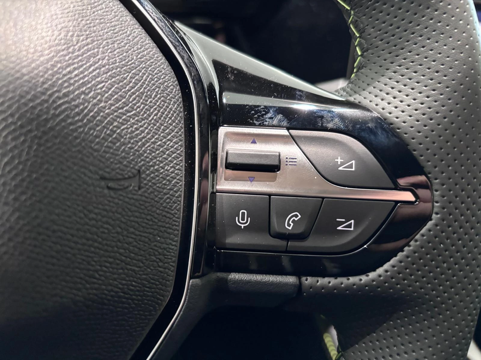 Peugeot-308-image-16