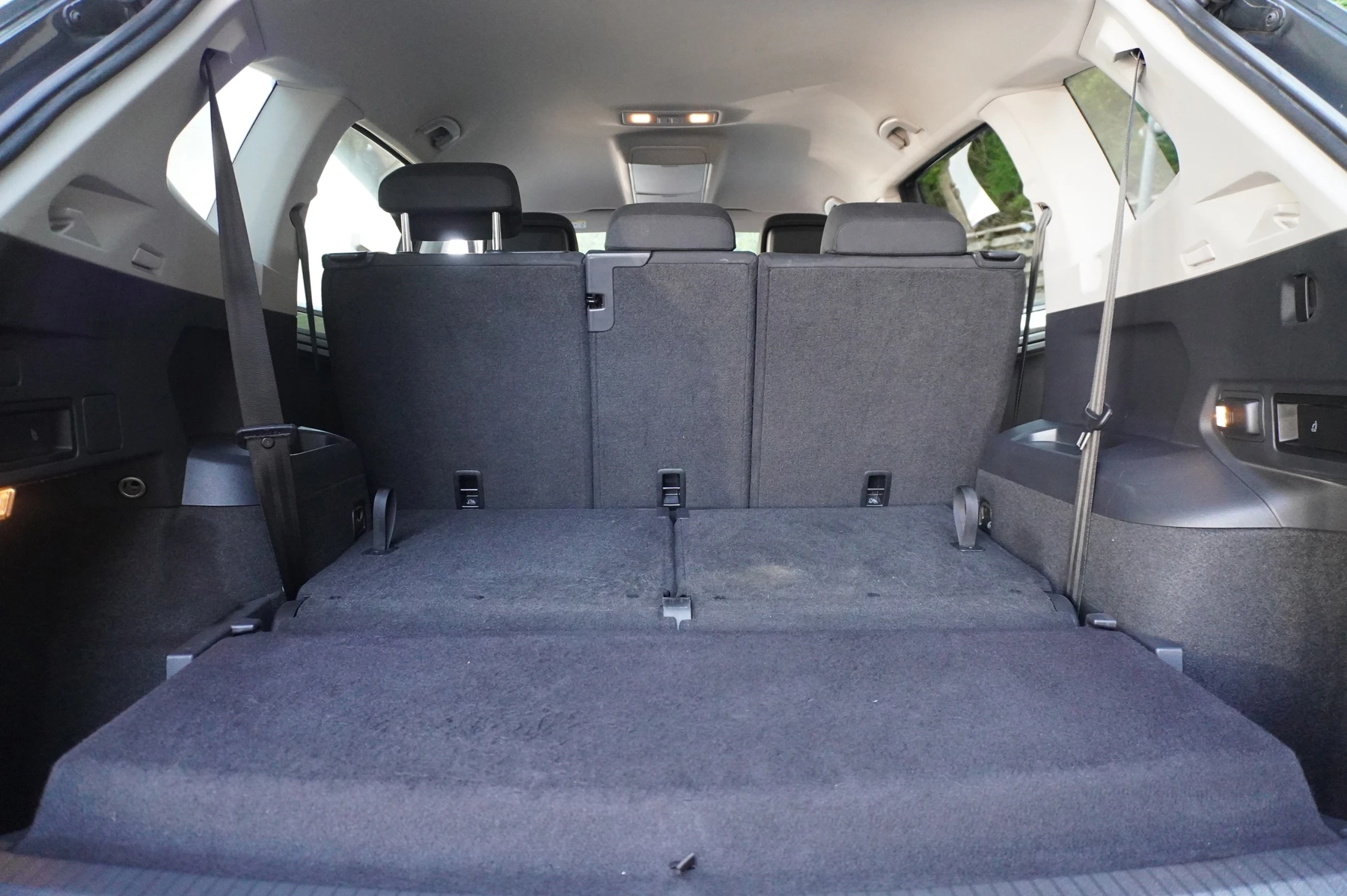 Volkswagen-Tiguan Allspace-image-13