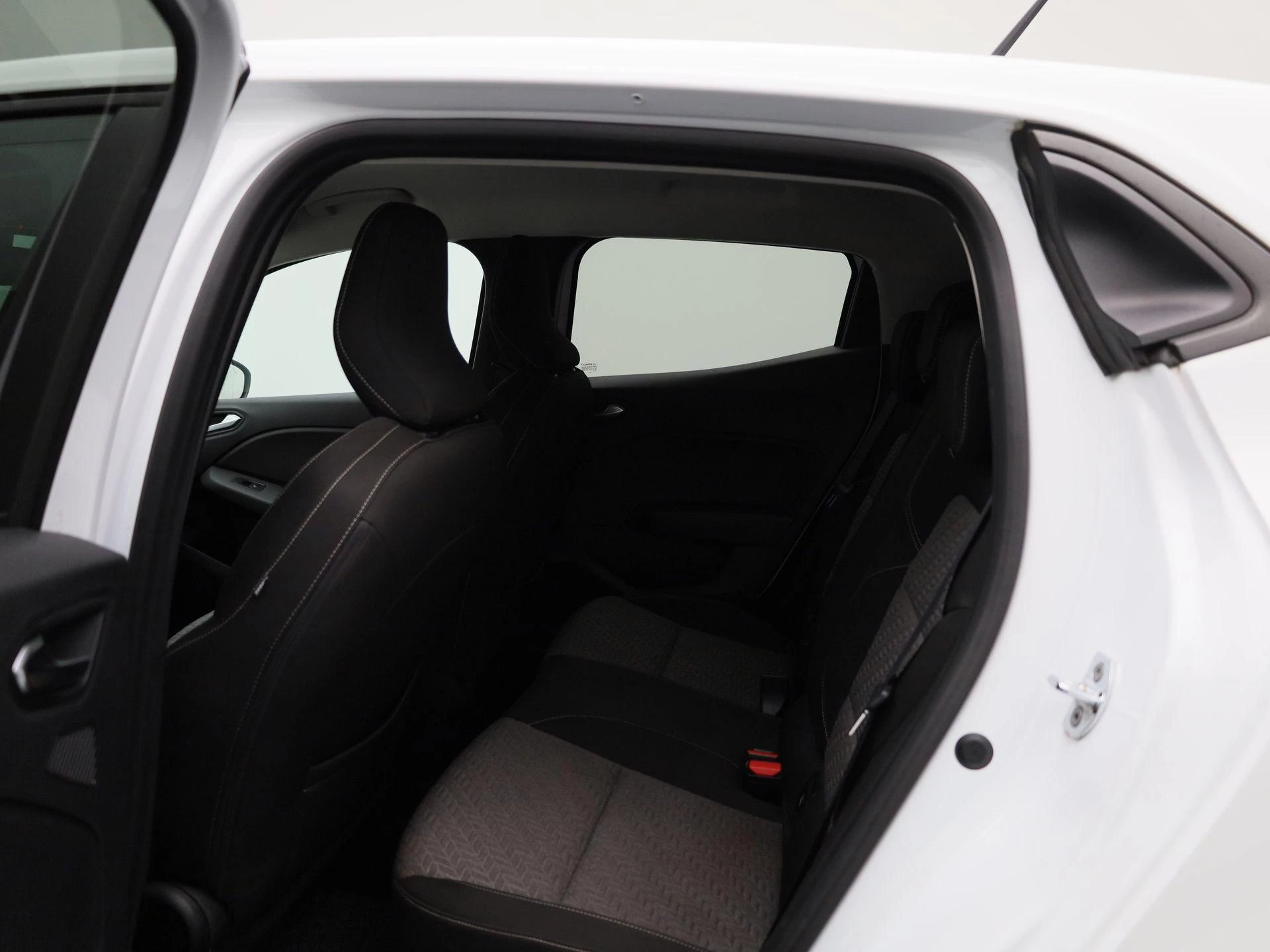 Renault-Clio-image-9