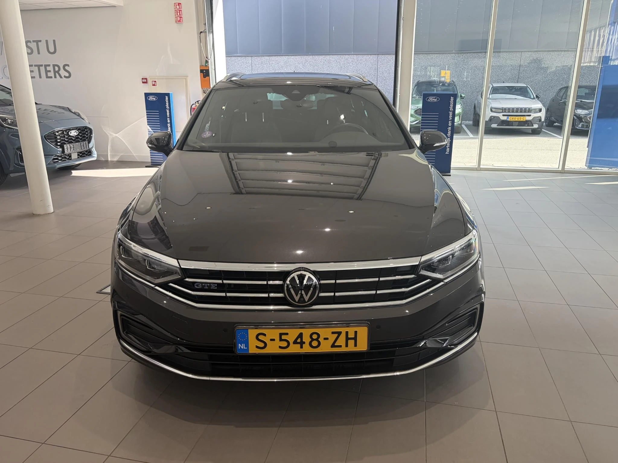 Volkswagen-Passat-image-7