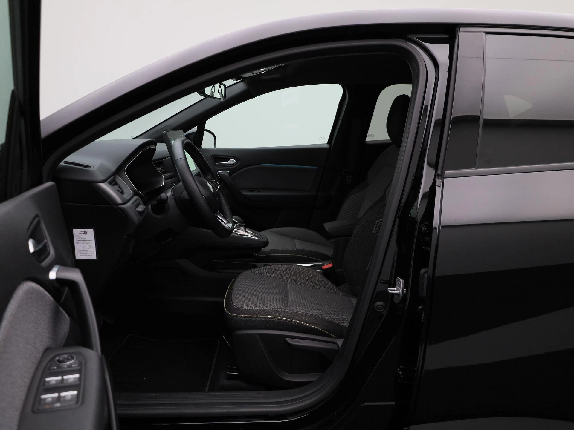 Renault-Captur-image-8