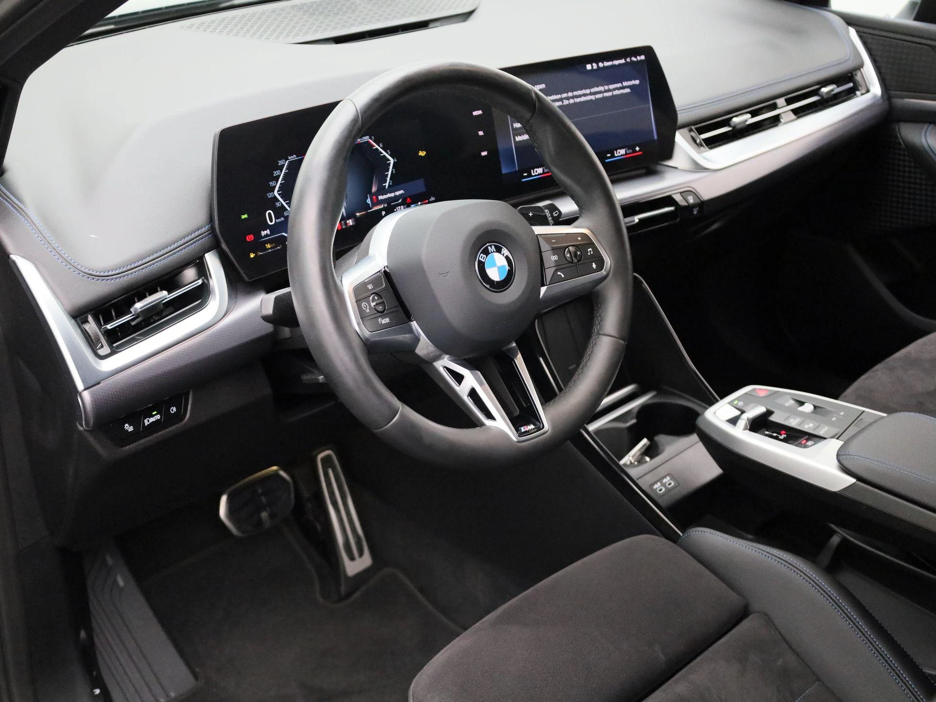 BMW-2 Serie-image-27