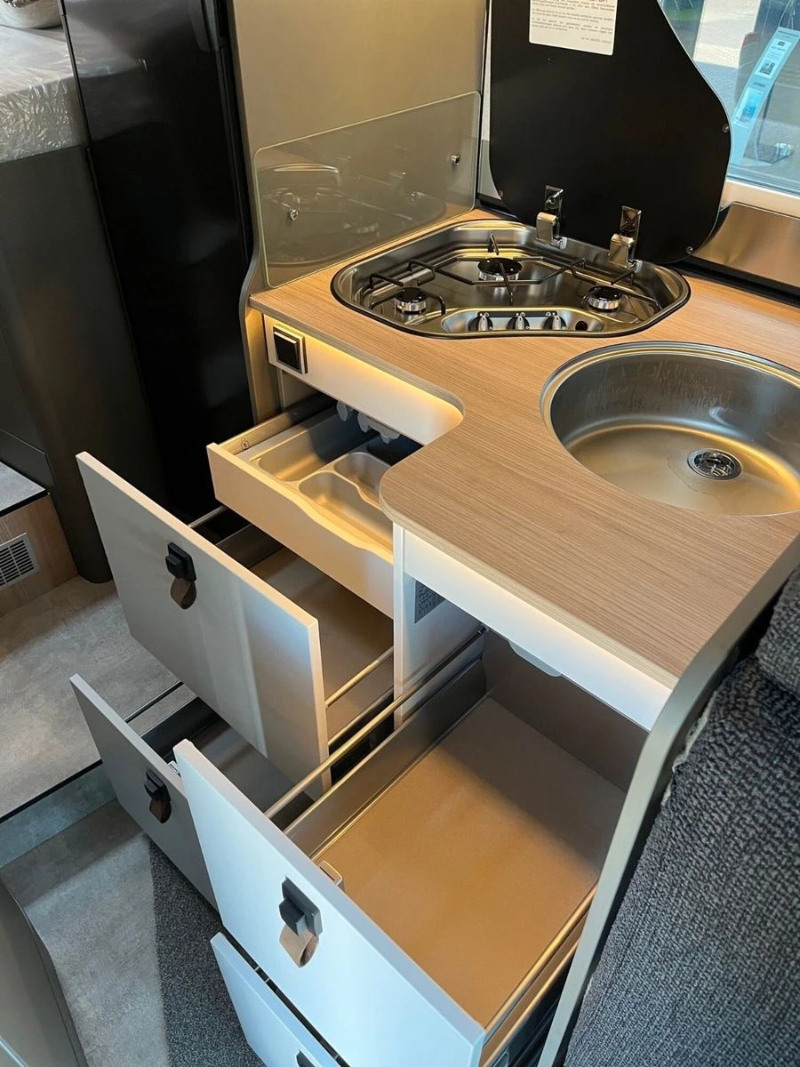 Hymer--image-12
