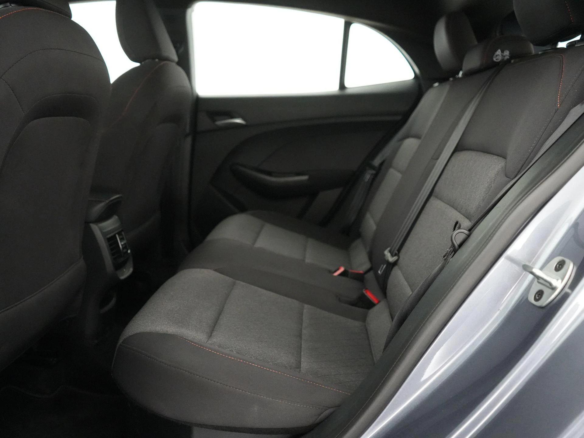 MG-ZS-image-14
