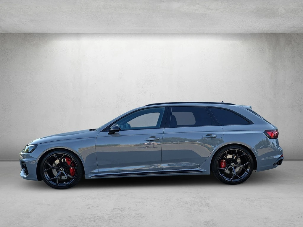 Audi-RS4-image-1
