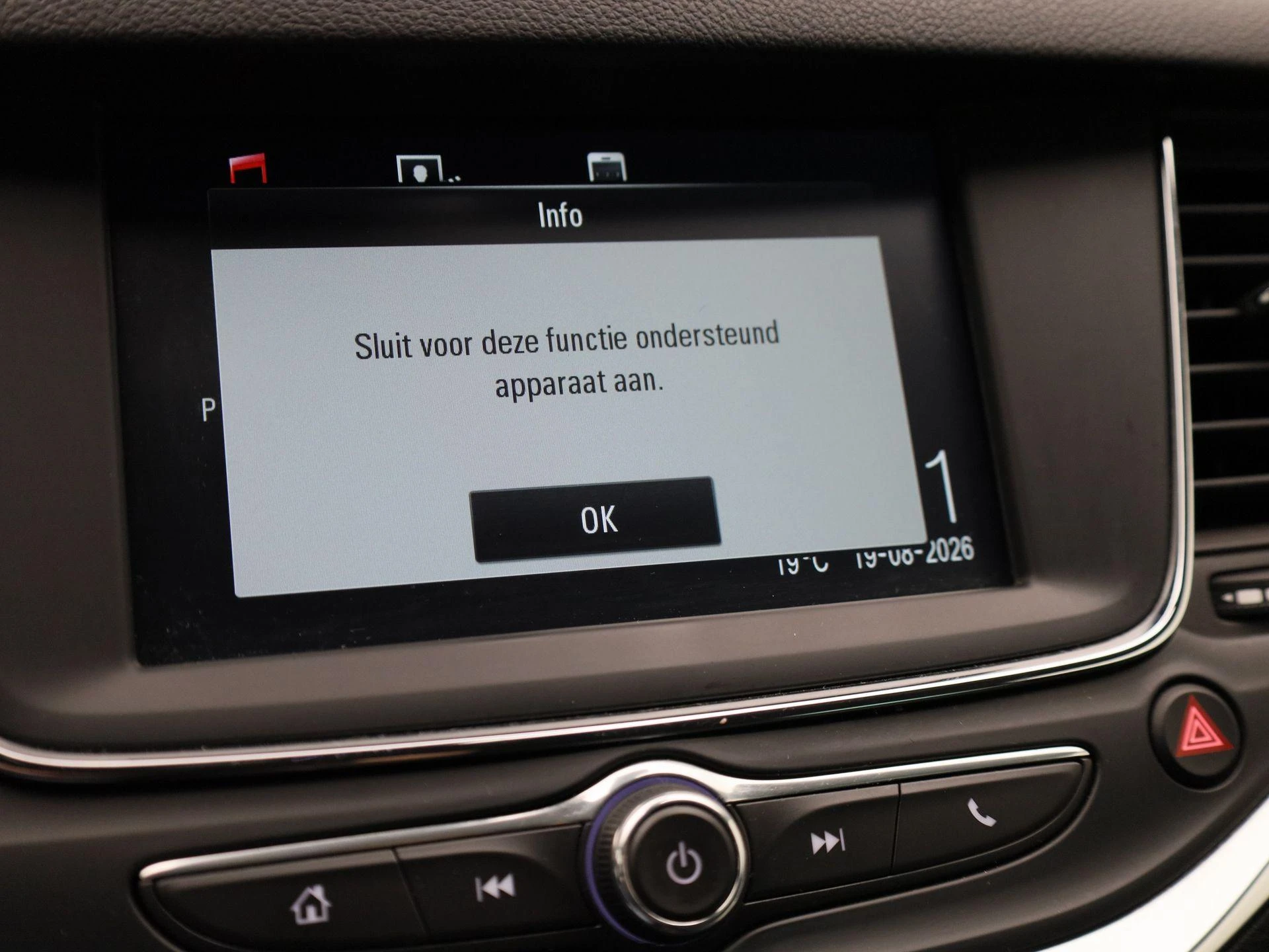 Opel-Astra-image-21
