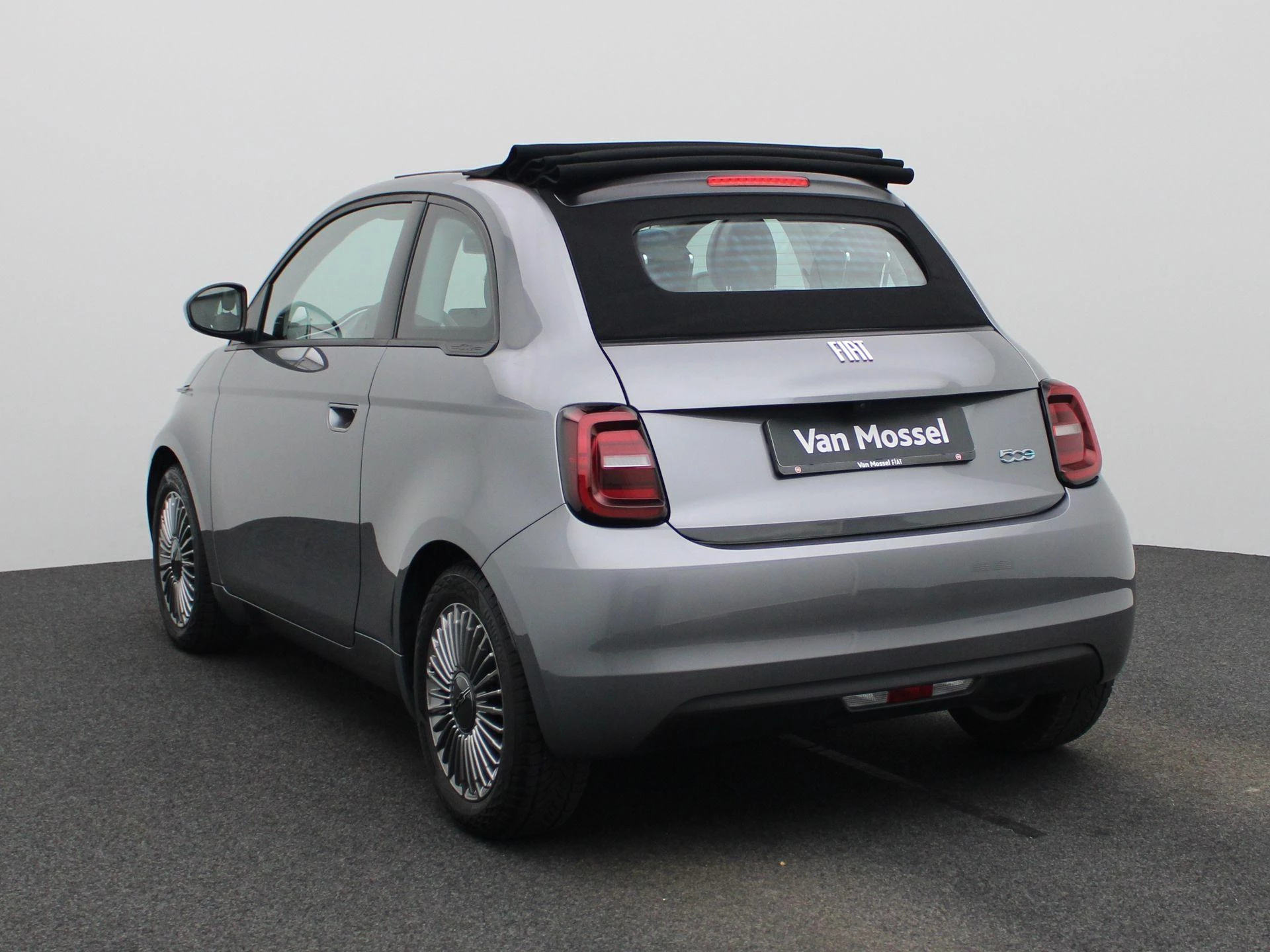 Fiat-500C-image-2