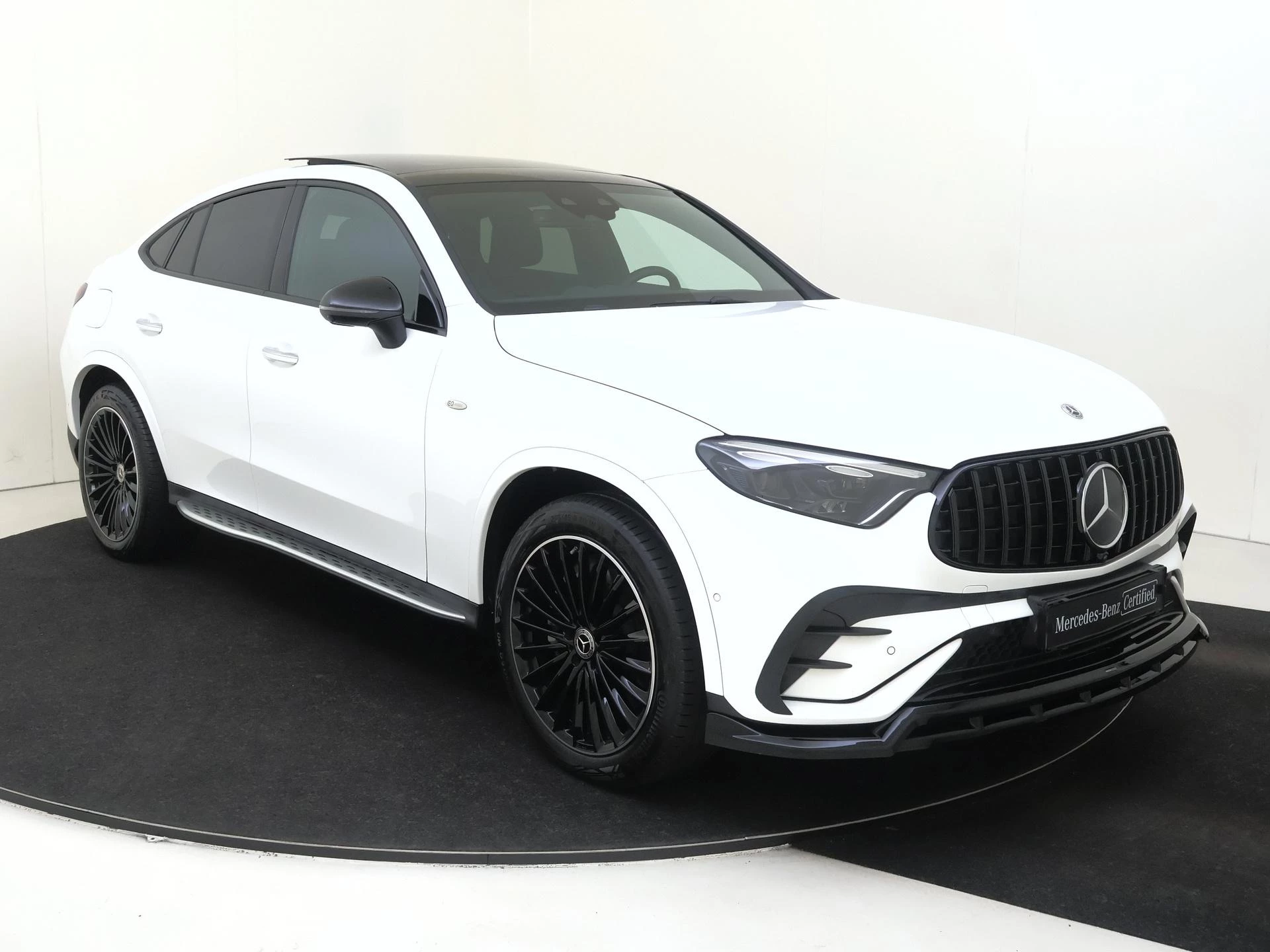 Mercedes-Benz-GLC-image-1