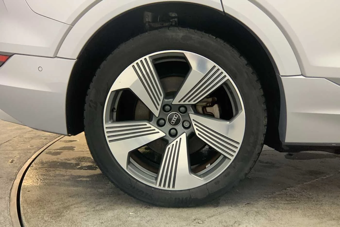 Audi-e-tron-image-4
