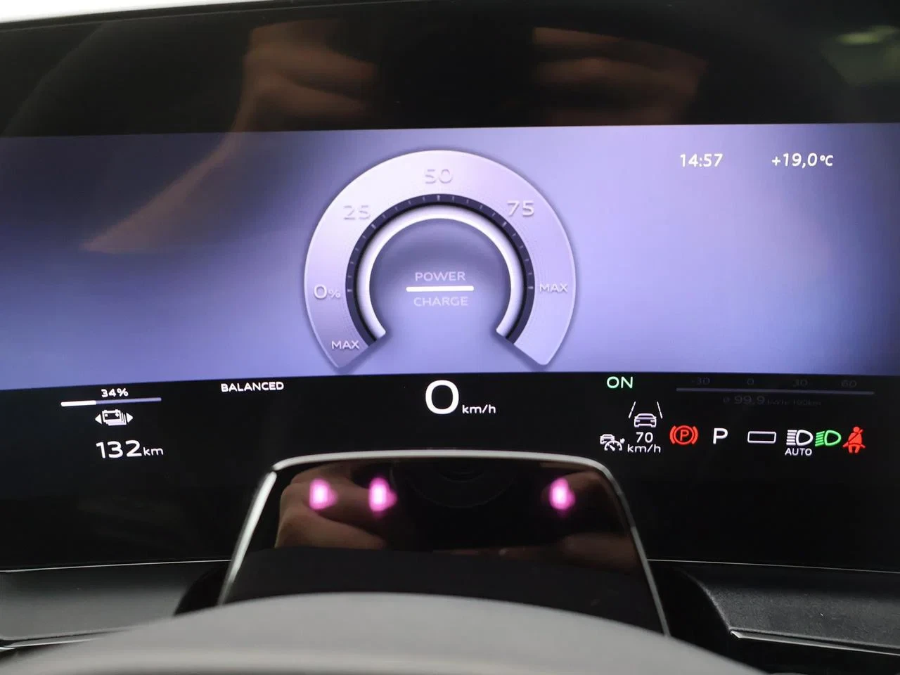 Audi-Q6 e-tron-image-5
