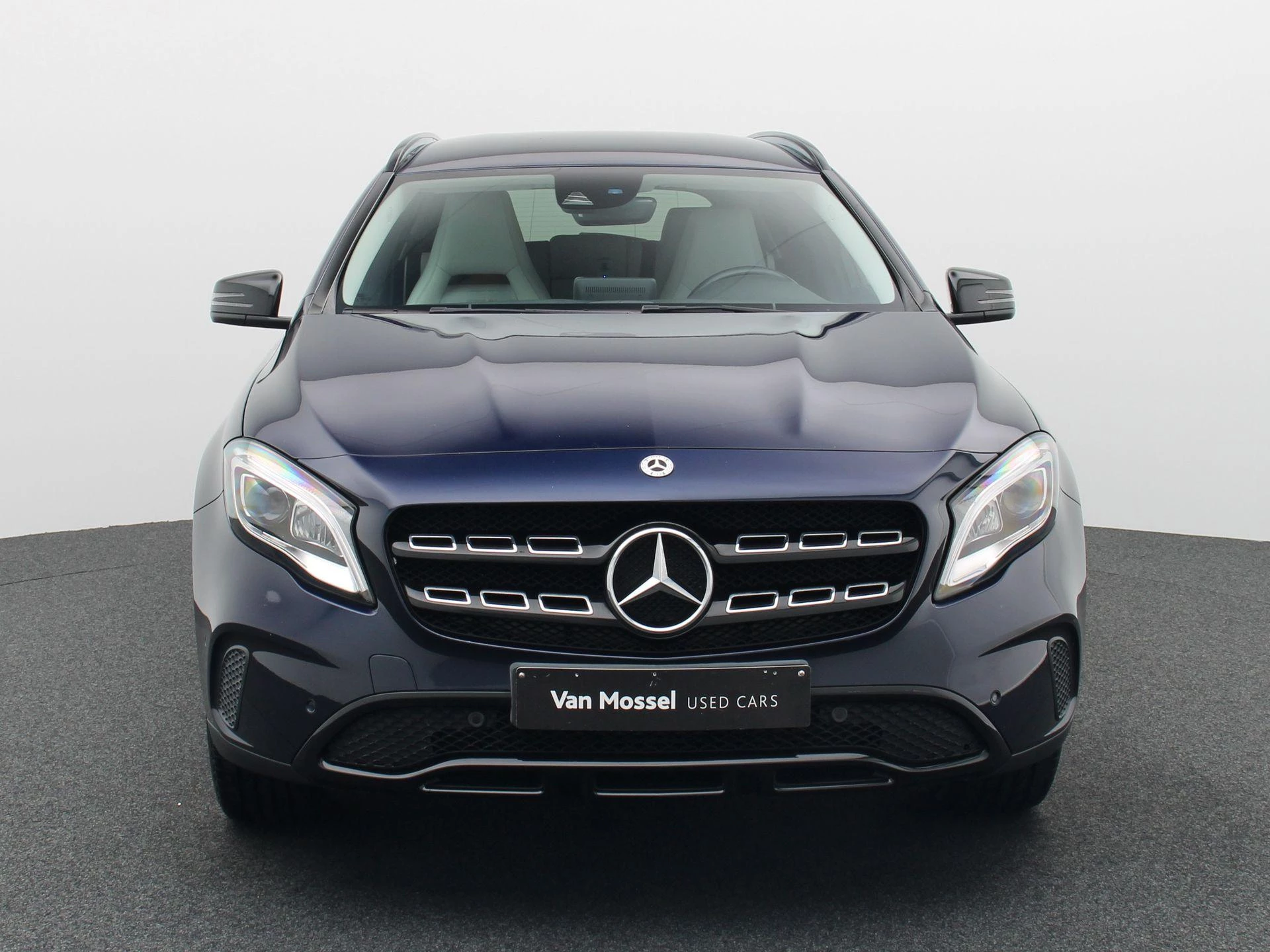 Mercedes-Benz GLA 200 d Business Solution + LED + AUTO AIRCO + CAMERA +