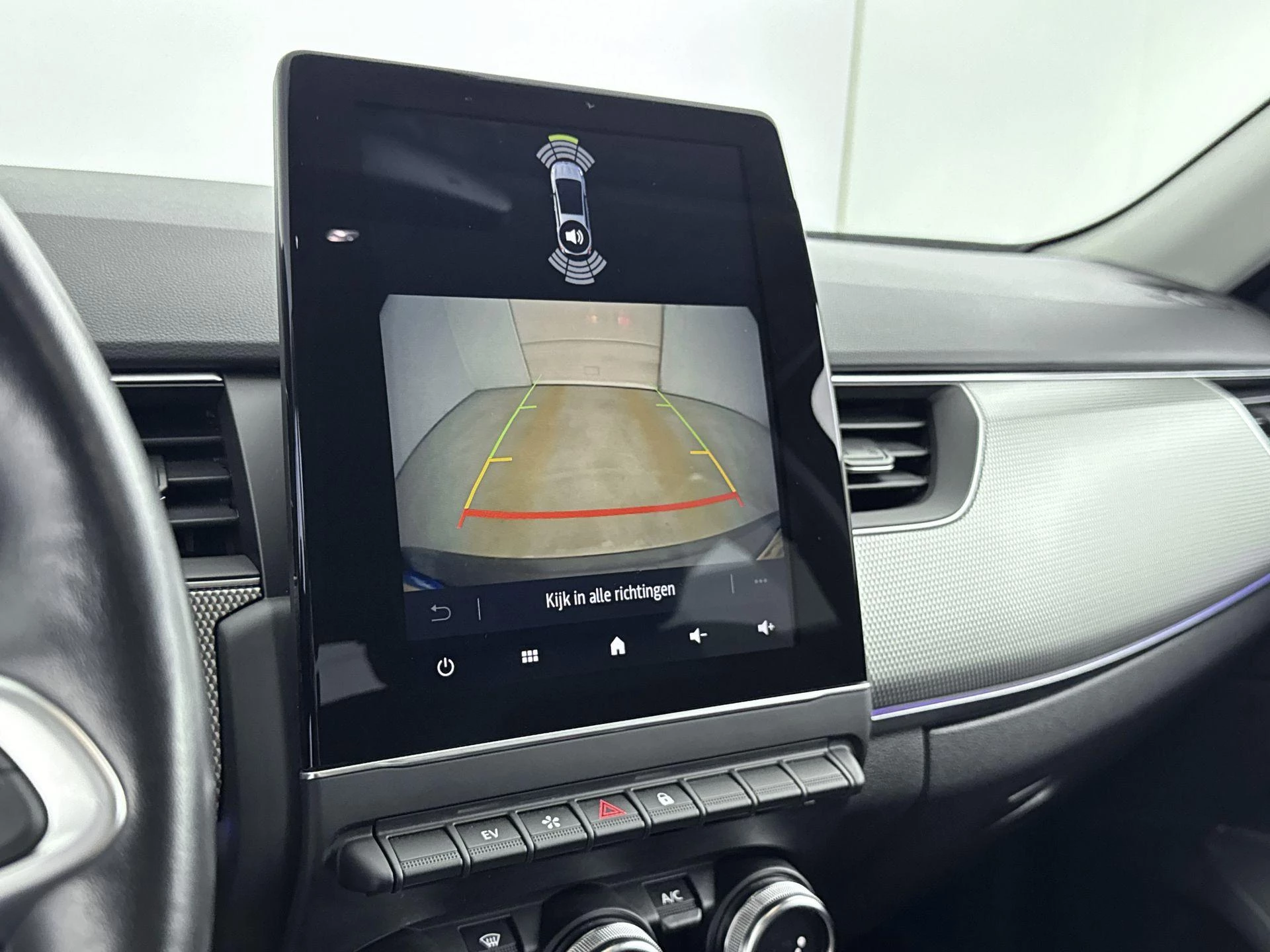Renault-Arkana-image-10