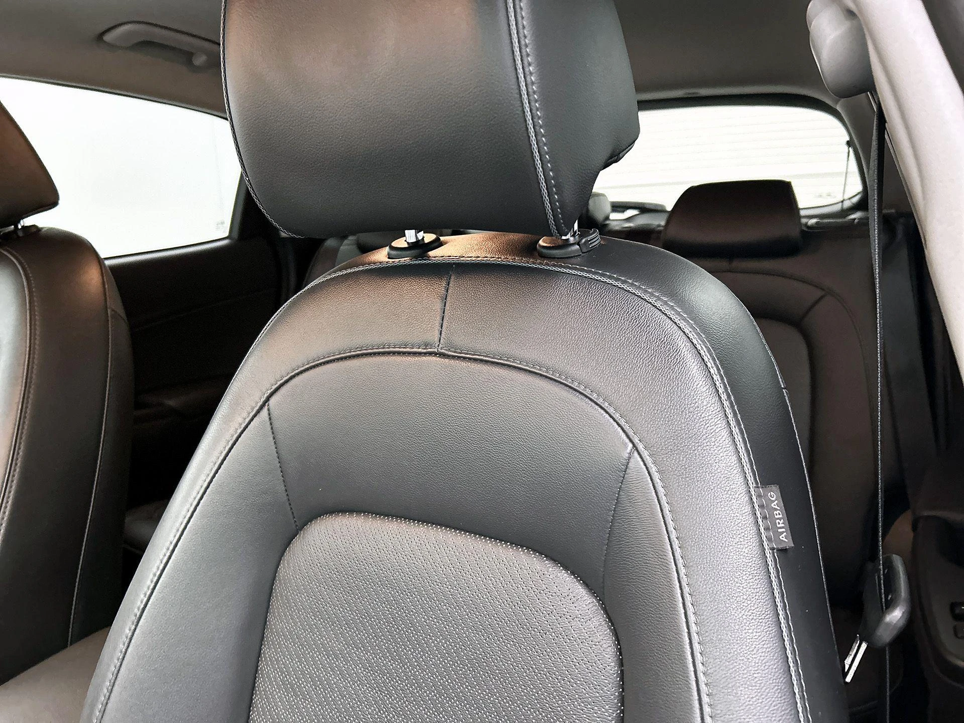Hyundai-Kona-image-11