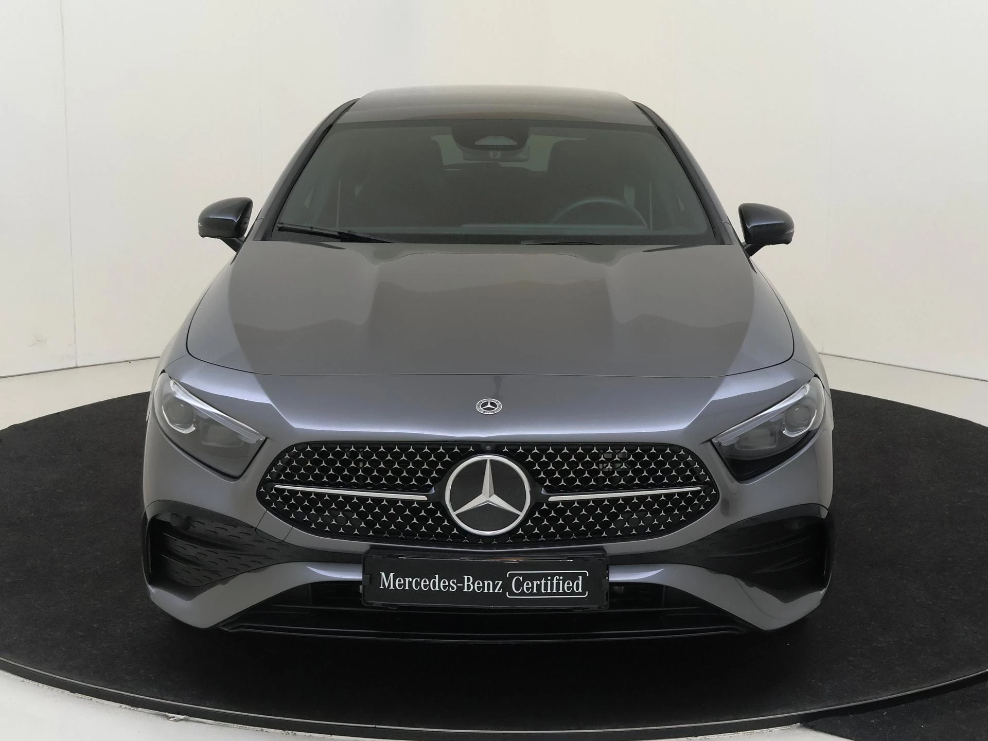 Mercedes-Benz A-Klasse 250 e Business Solution AMG