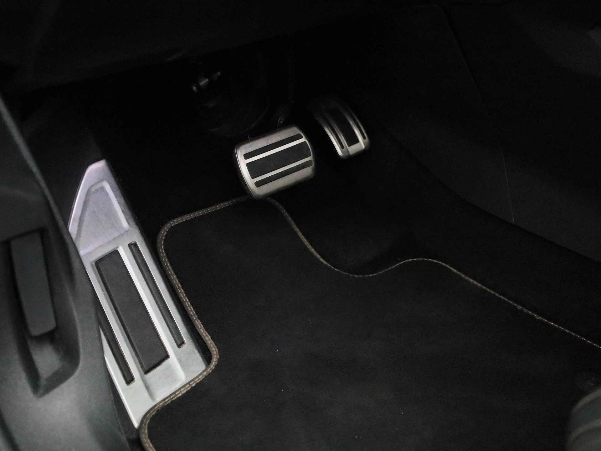 Peugeot-5008-image-39