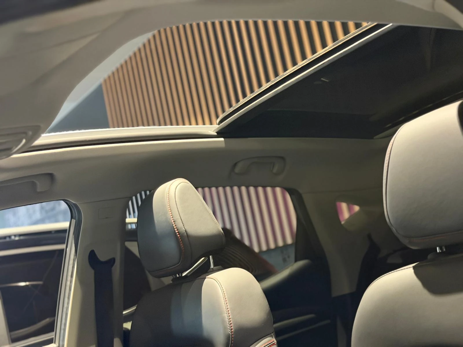 MG ZS EV Long Range Luxury 70 kWh
