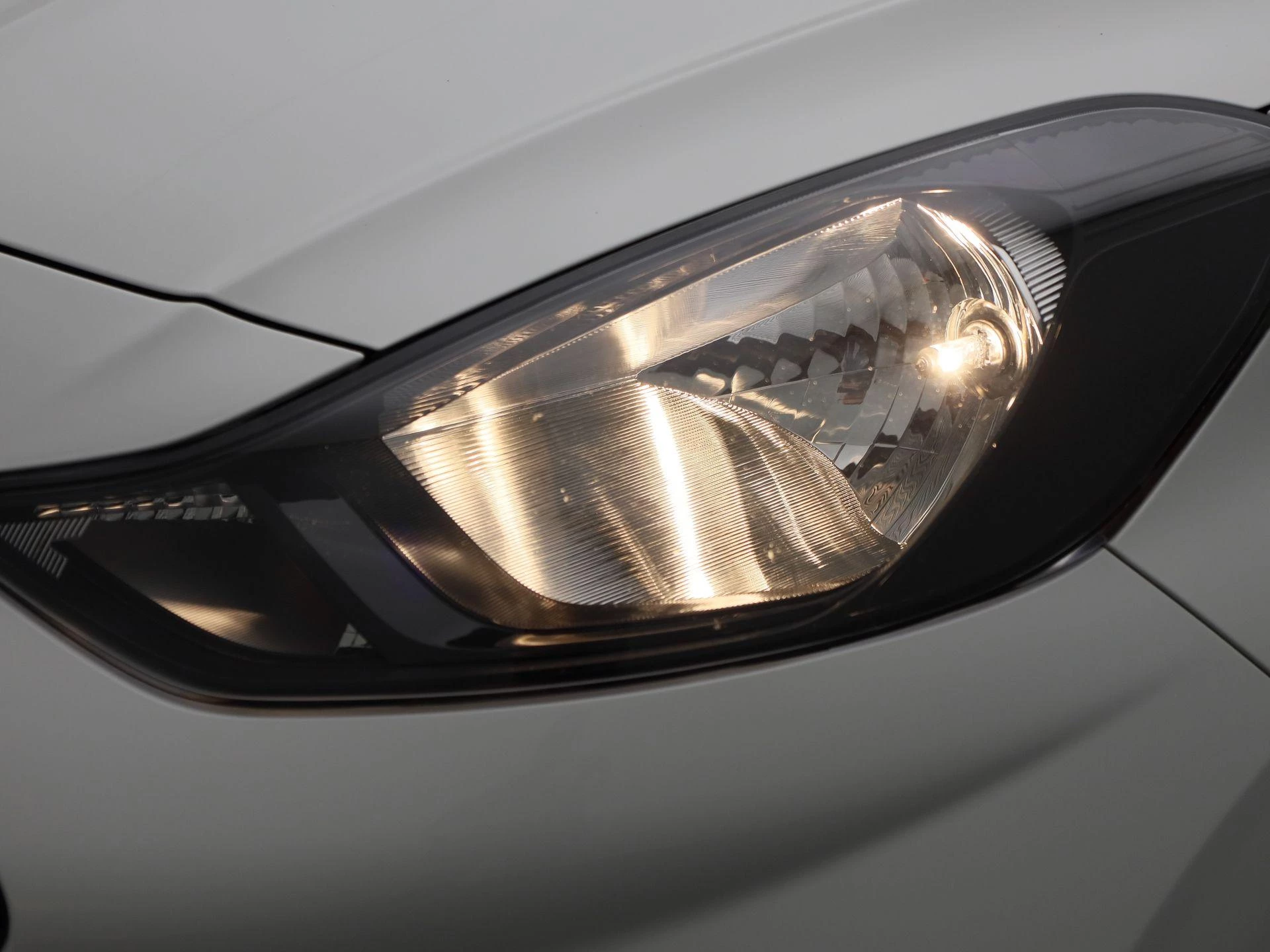 Hyundai-i10-image-12