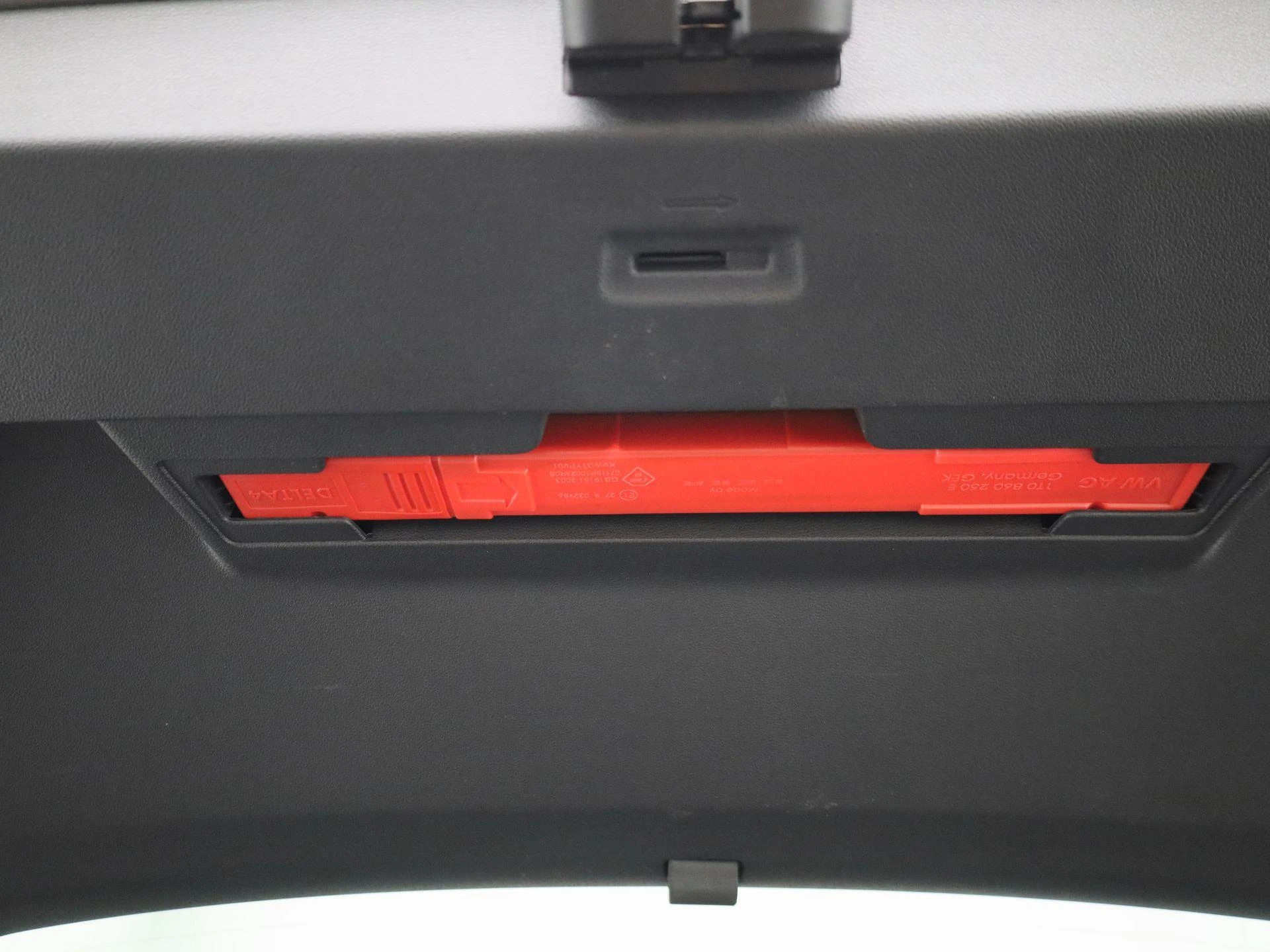 Volkswagen-T-Cross-image-11
